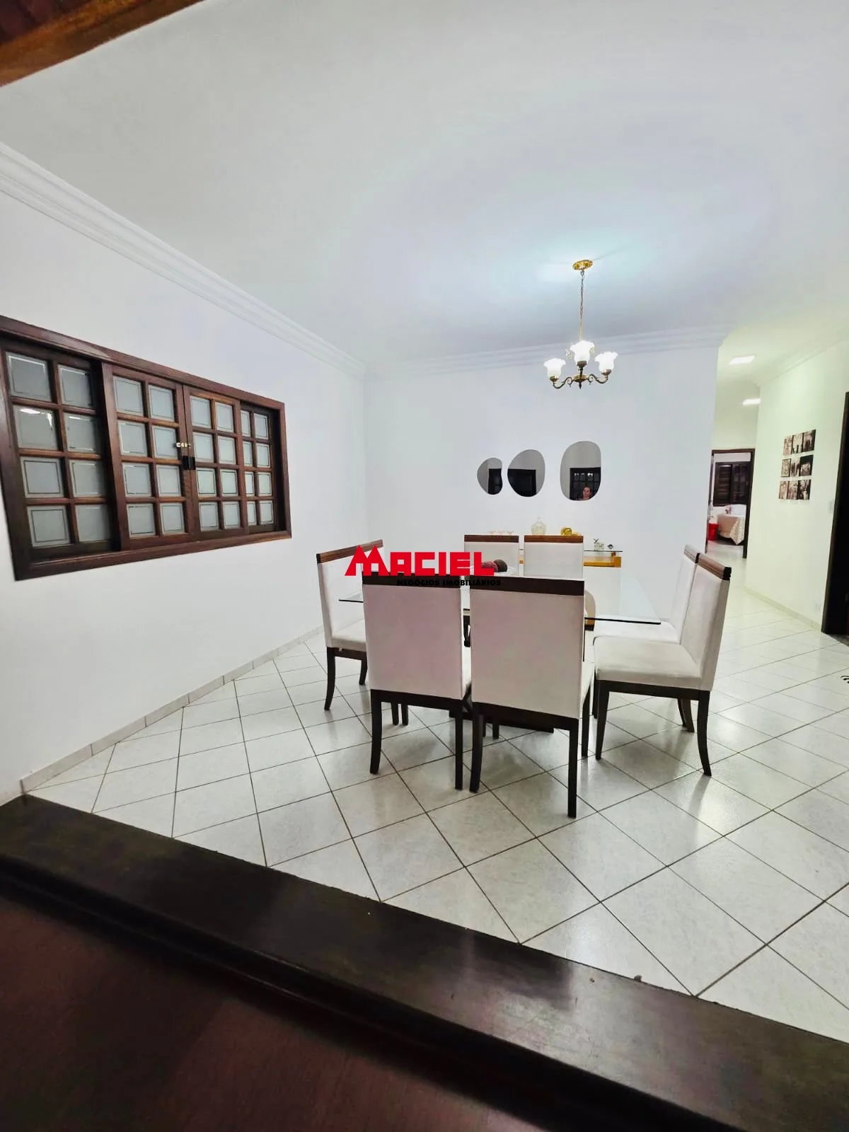 Alugar Casa / Condom&iacute;nio em S&atilde;o Jos&eacute; dos Campos R$ 9.000,00 - Foto 2