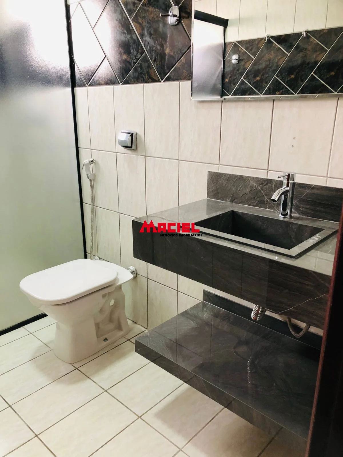 Alugar Casa / Condom&iacute;nio em S&atilde;o Jos&eacute; dos Campos R$ 9.000,00 - Foto 22