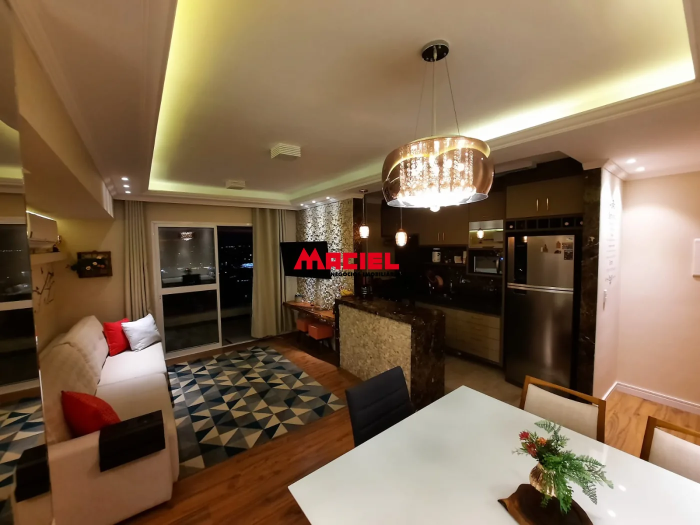 Comprar Apartamento / Padr&atilde;o em S&atilde;o Jos&eacute; dos Campos R$ 800.000,00 - Foto 2