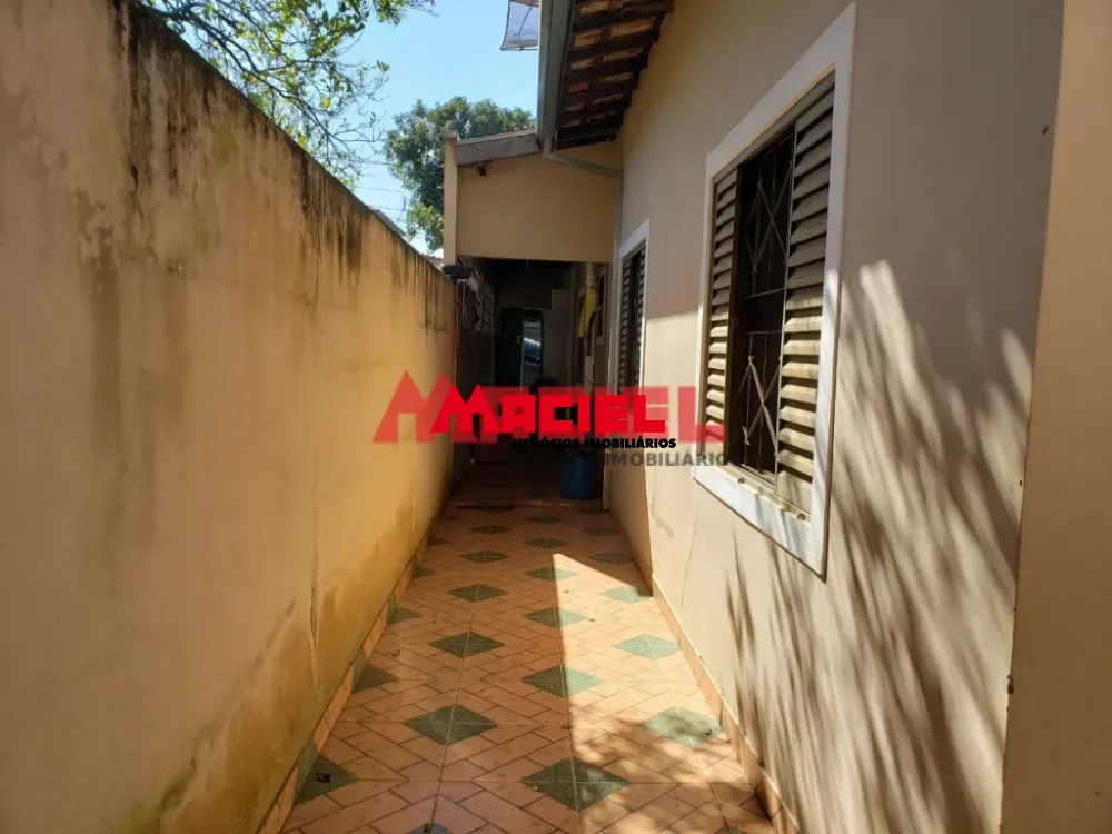 Comprar Casa / Padr&atilde;o em S&atilde;o Jos&eacute; dos Campos R$ 230.000,00 - Foto 1