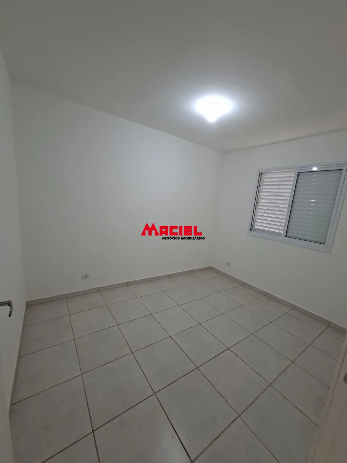 Comprar Apartamento / Padr&atilde;o em S&atilde;o Jos&eacute; dos Campos R$ 200.000,00 - Foto 4