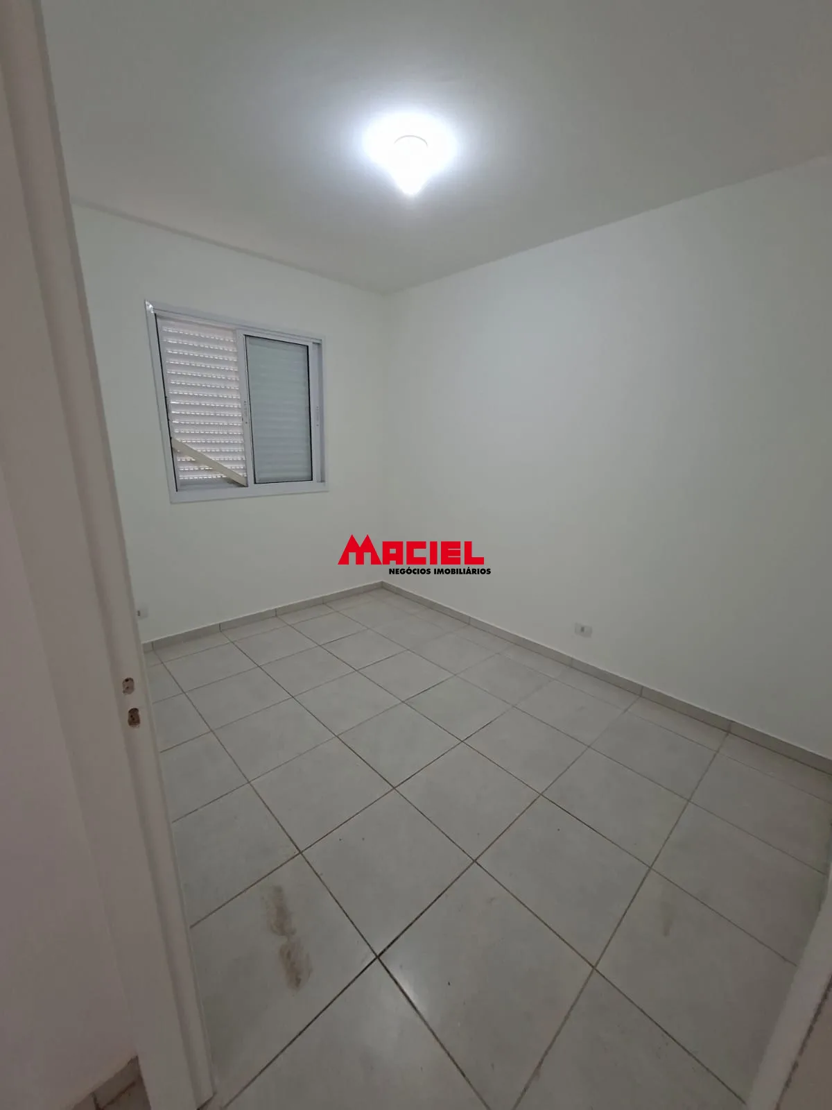 Comprar Apartamento / Padr&atilde;o em S&atilde;o Jos&eacute; dos Campos R$ 200.000,00 - Foto 9
