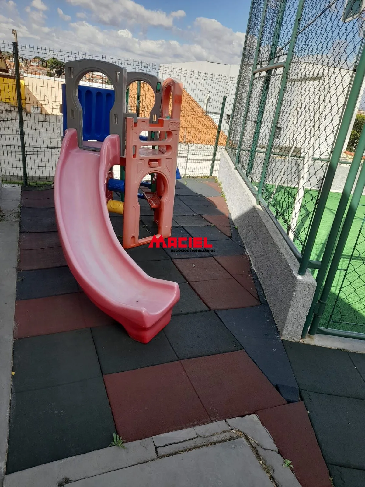 Comprar Apartamento / Padr&atilde;o em S&atilde;o Jos&eacute; dos Campos R$ 205.000,00 - Foto 18