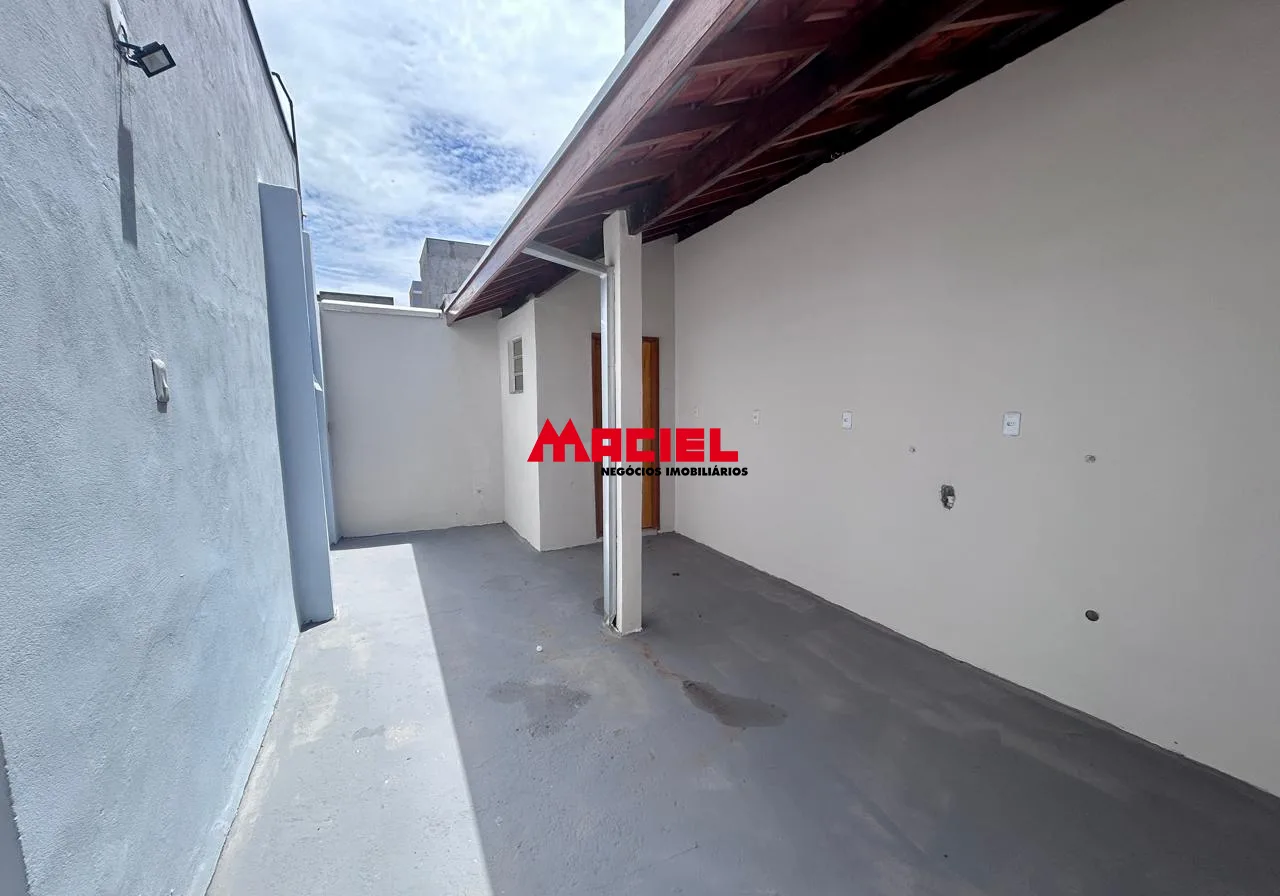 Alugar Casa / Padr&atilde;o em S&atilde;o Jos&eacute; dos Campos R$ 2.200,00 - Foto 1