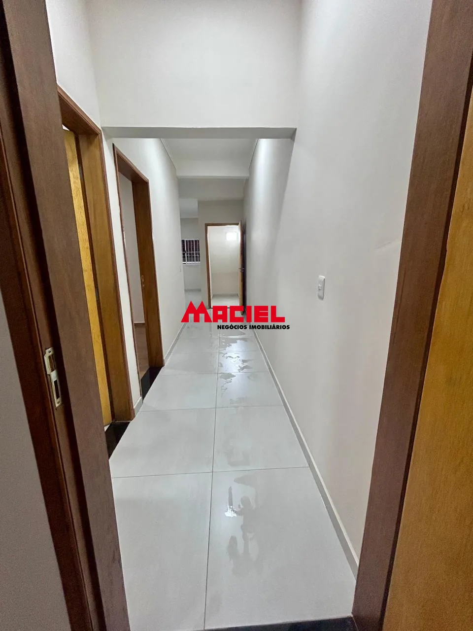 Alugar Casa / Padr&atilde;o em S&atilde;o Jos&eacute; dos Campos R$ 2.200,00 - Foto 5