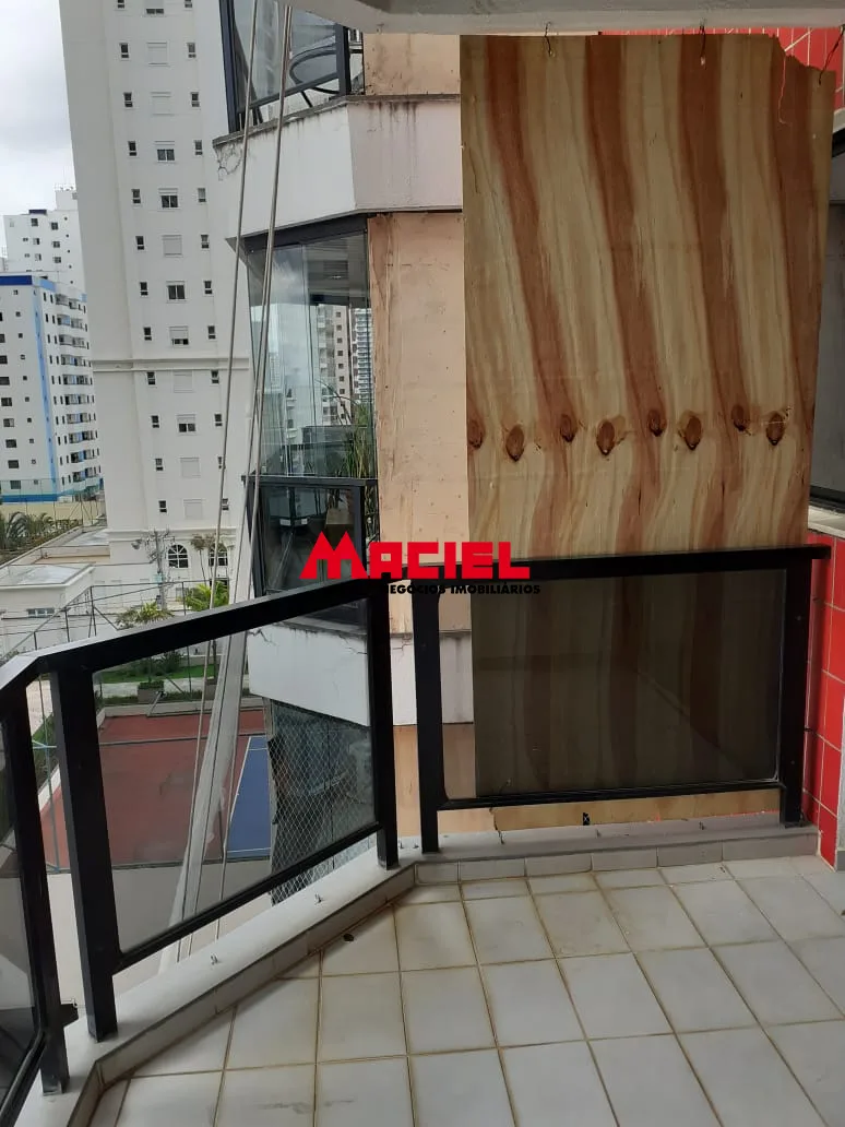 Alugar Apartamento / Padr&atilde;o em S&atilde;o Jos&eacute; dos Campos R$ 4.100,00 - Foto 4