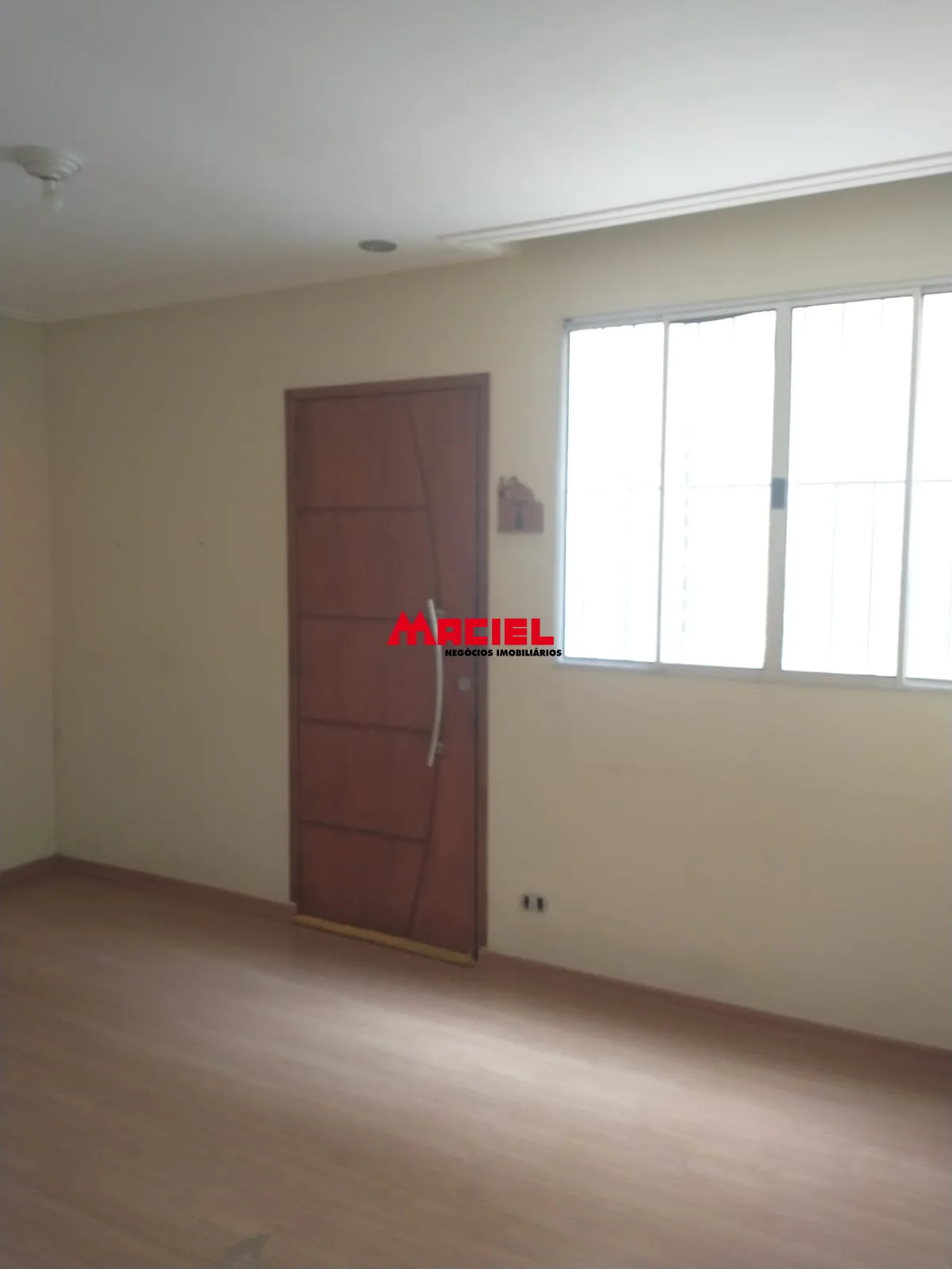 Alugar Apartamento / Padr&atilde;o em S&atilde;o Jos&eacute; dos Campos R$ 1.500,00 - Foto 3