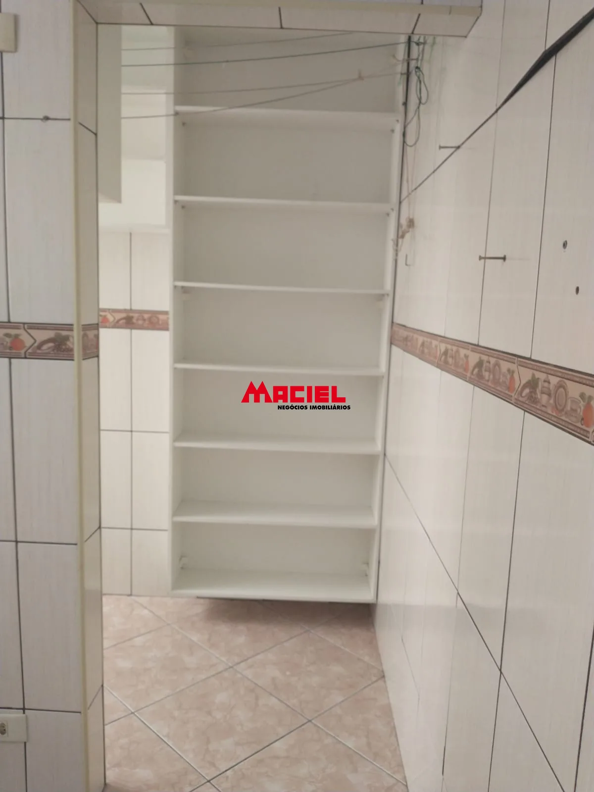 Alugar Apartamento / Padr&atilde;o em S&atilde;o Jos&eacute; dos Campos R$ 1.500,00 - Foto 11