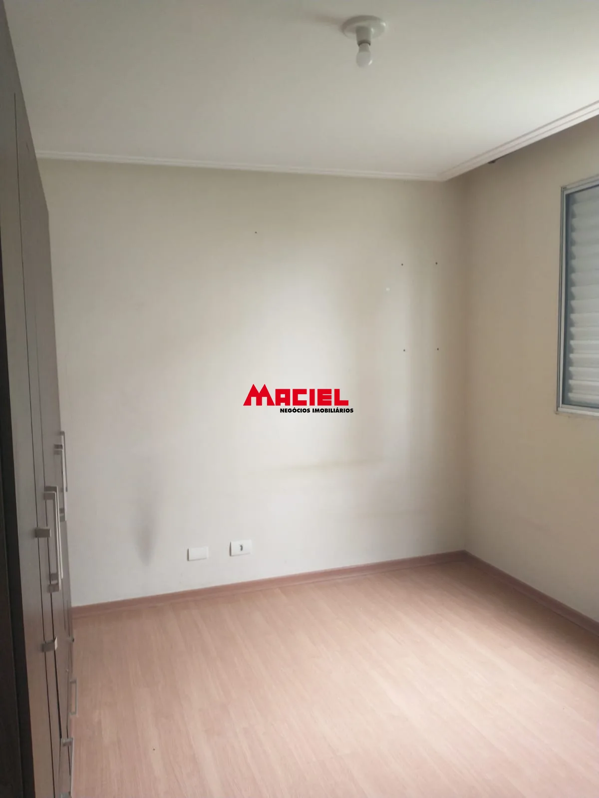 Alugar Apartamento / Padr&atilde;o em S&atilde;o Jos&eacute; dos Campos R$ 1.500,00 - Foto 26