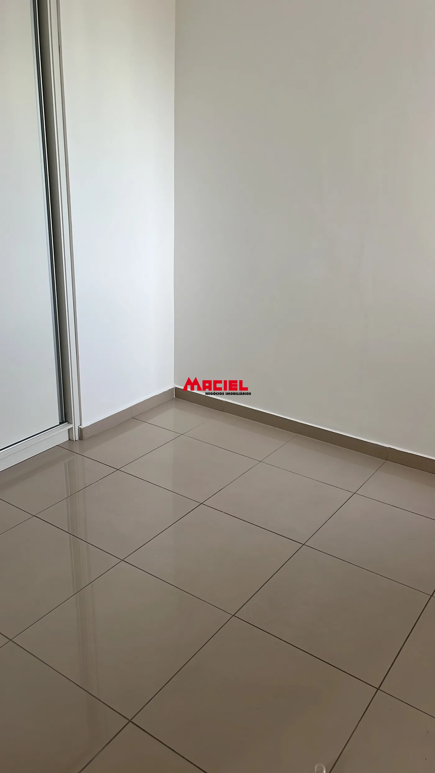 Alugar Apartamento / Padr&atilde;o em S&atilde;o Jos&eacute; dos Campos R$ 3.250,00 - Foto 5