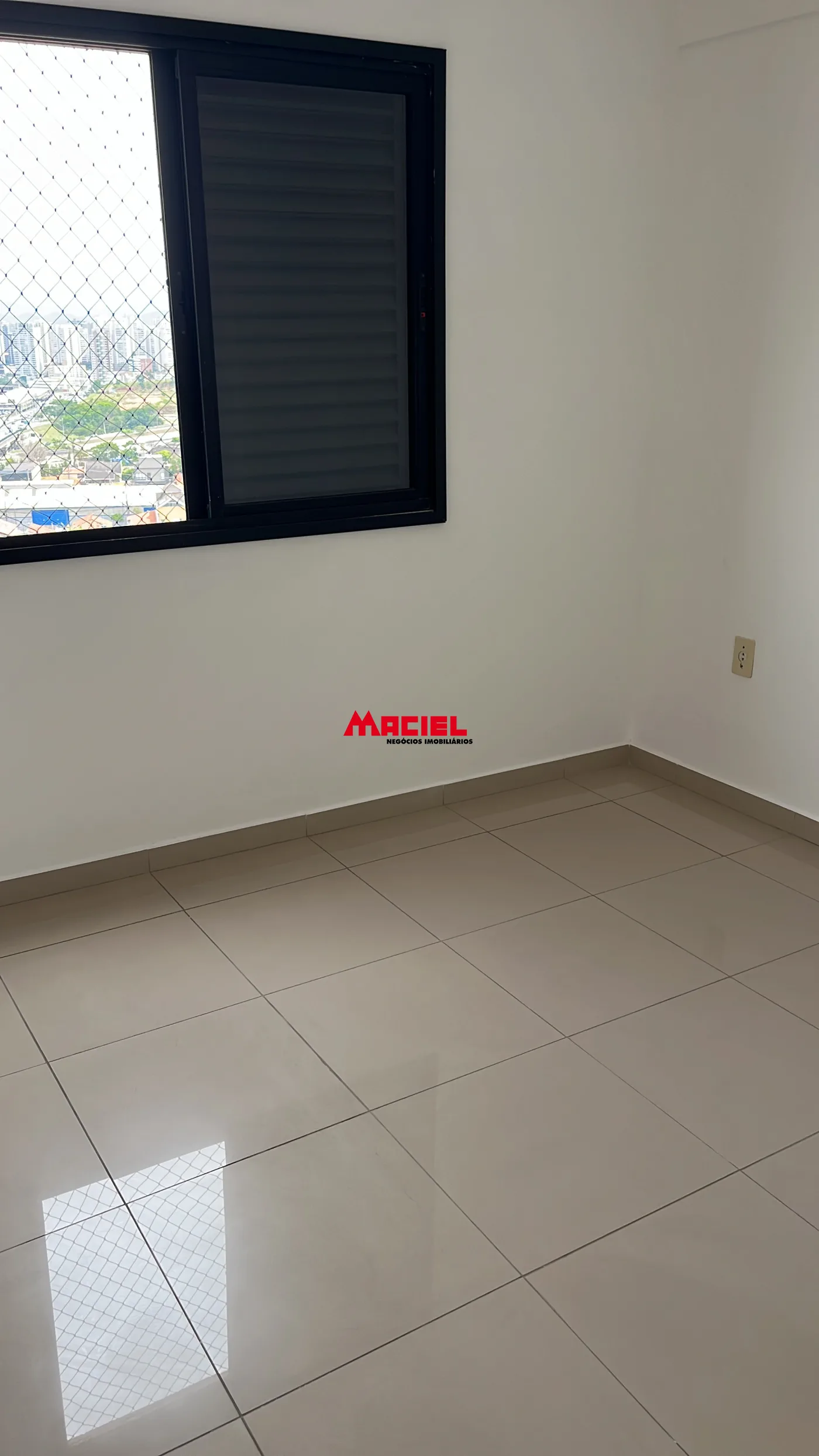 Alugar Apartamento / Padr&atilde;o em S&atilde;o Jos&eacute; dos Campos R$ 3.250,00 - Foto 8