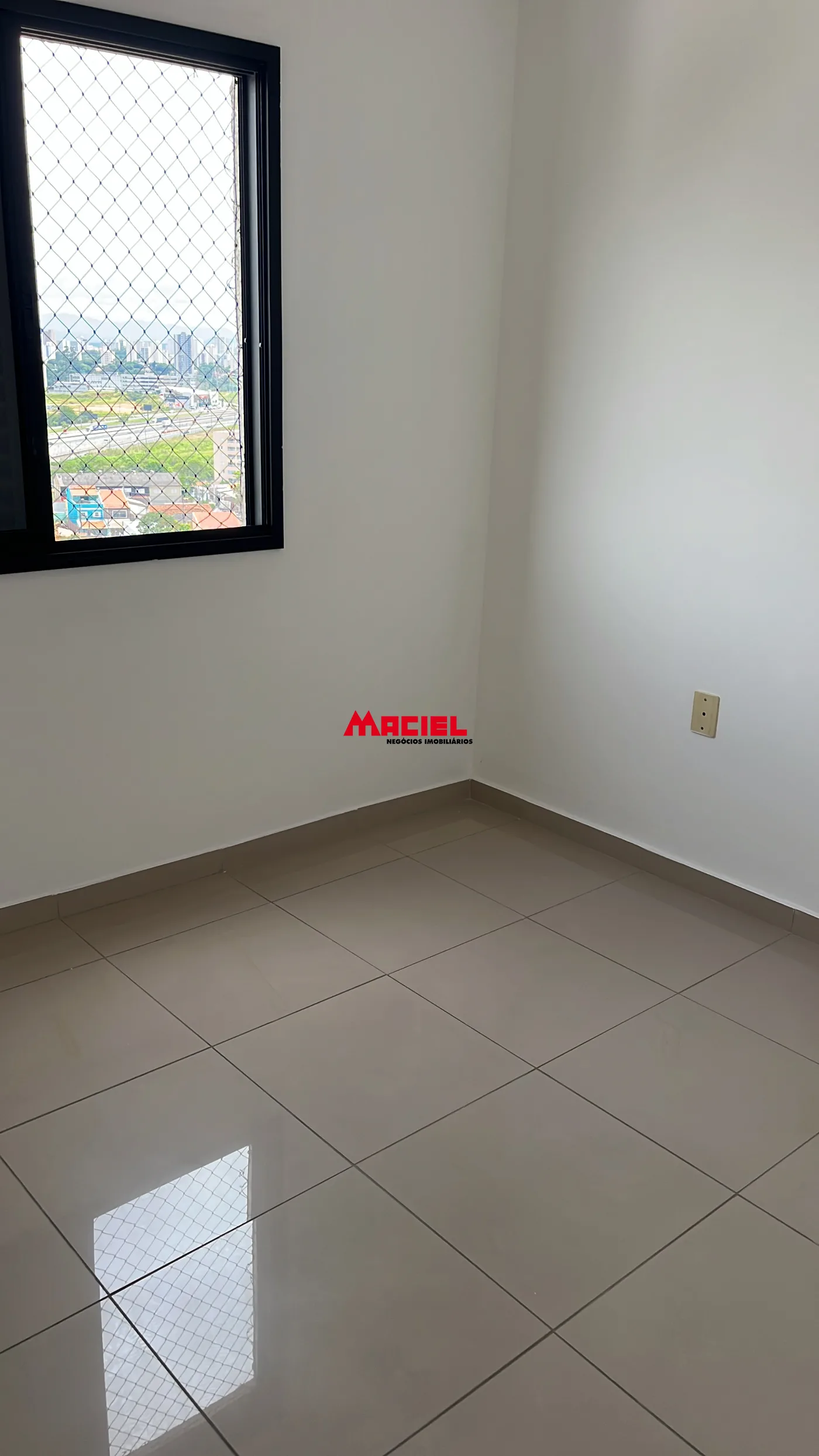 Alugar Apartamento / Padr&atilde;o em S&atilde;o Jos&eacute; dos Campos R$ 3.250,00 - Foto 9