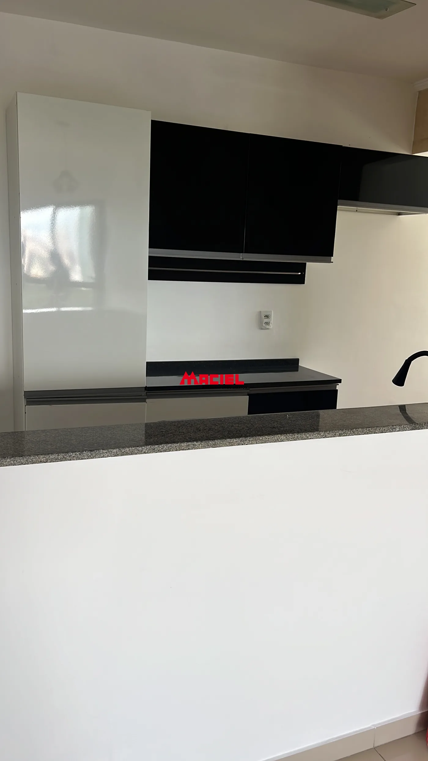 Alugar Apartamento / Padr&atilde;o em S&atilde;o Jos&eacute; dos Campos R$ 3.250,00 - Foto 11