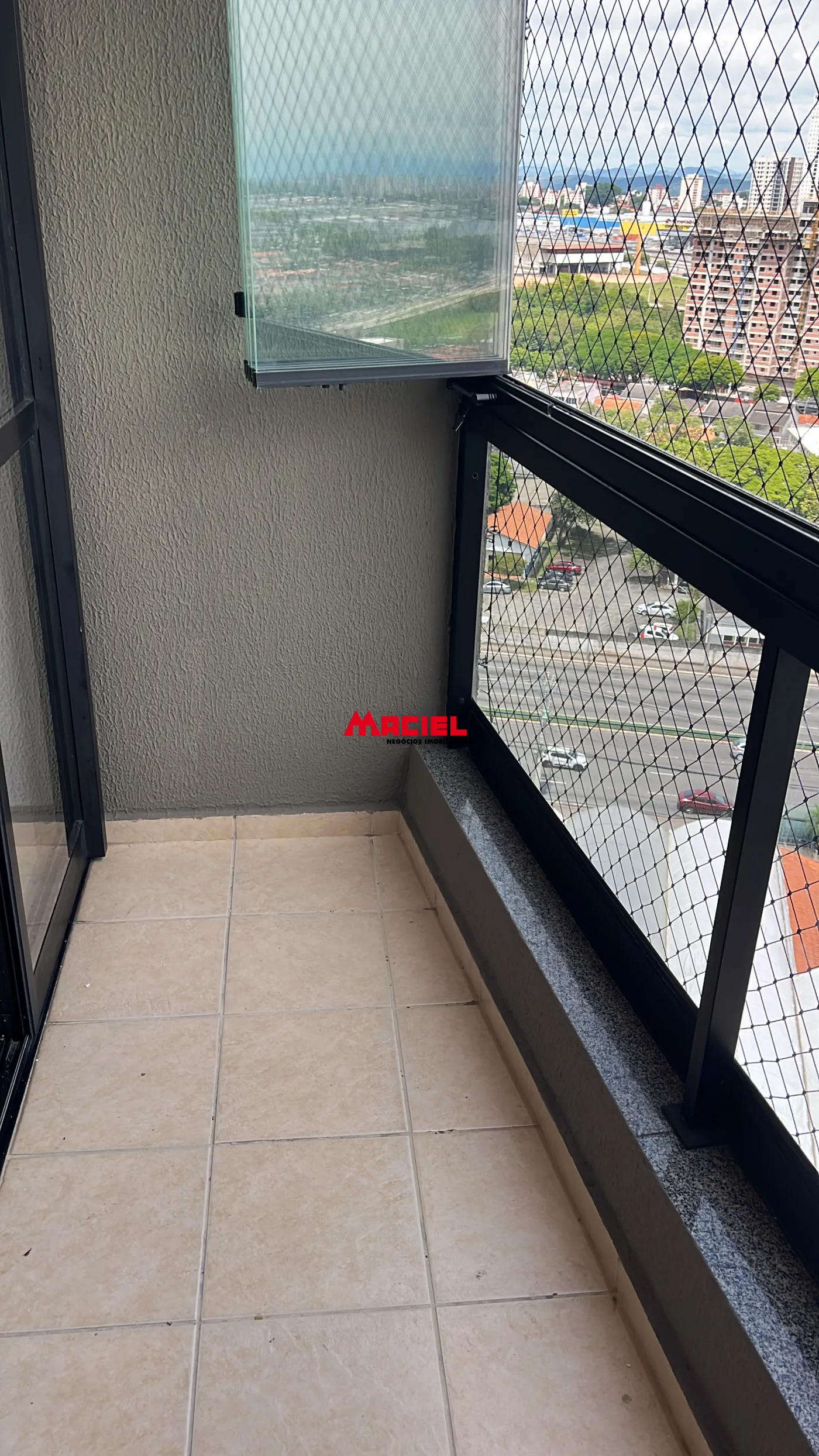 Alugar Apartamento / Padr&atilde;o em S&atilde;o Jos&eacute; dos Campos R$ 3.250,00 - Foto 14