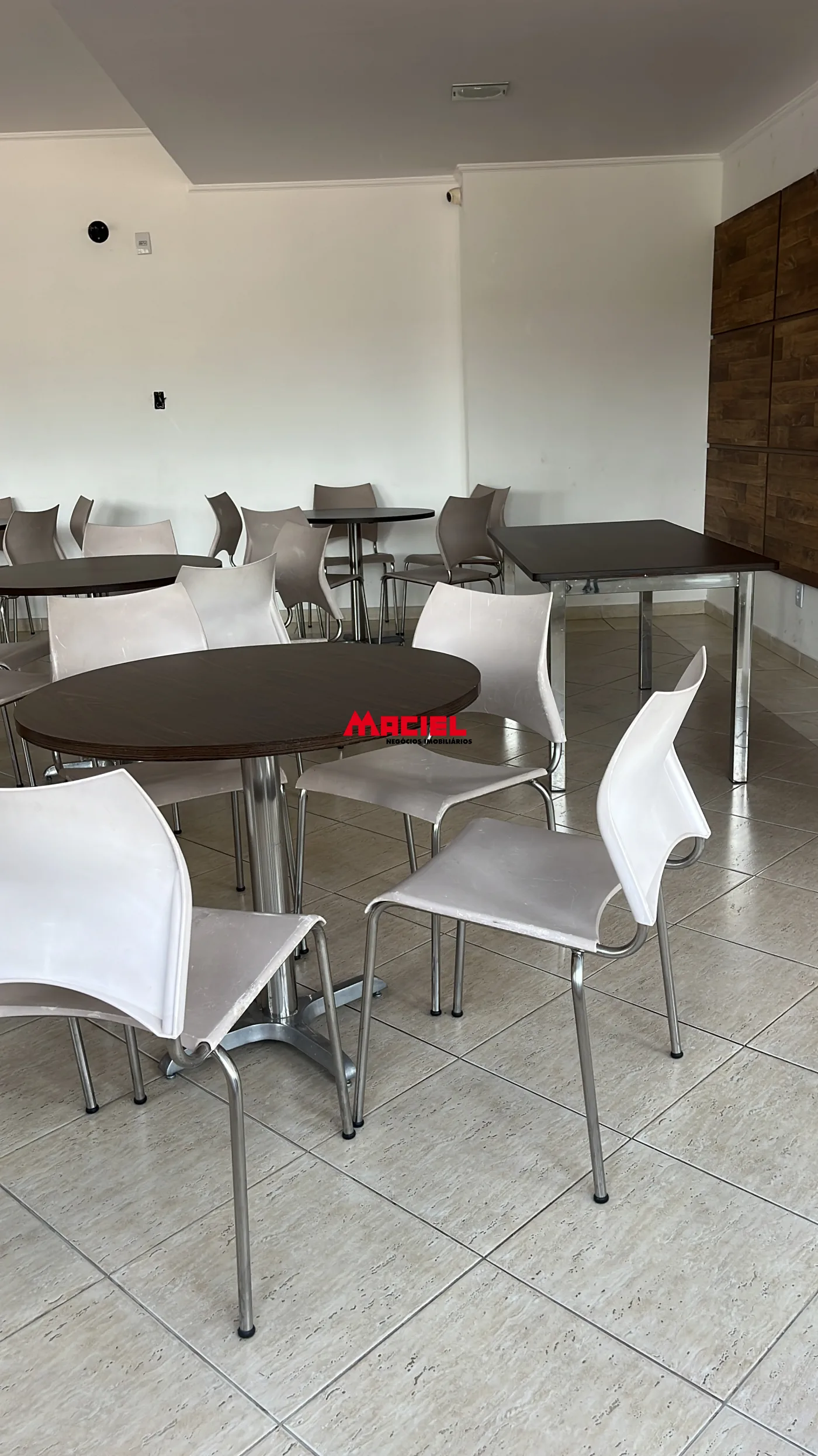 Alugar Apartamento / Padr&atilde;o em S&atilde;o Jos&eacute; dos Campos R$ 3.250,00 - Foto 34