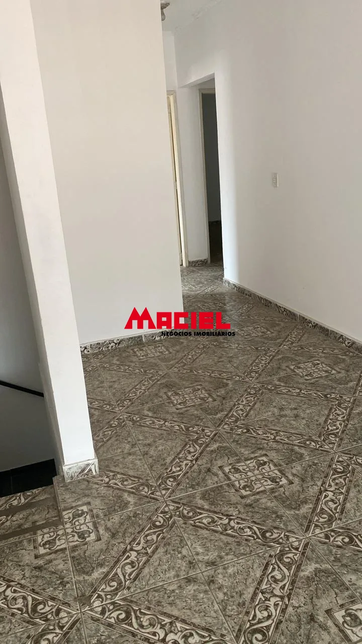 Alugar Casa / Padr&atilde;o em S&atilde;o Jos&eacute; dos Campos R$ 2.000,00 - Foto 1