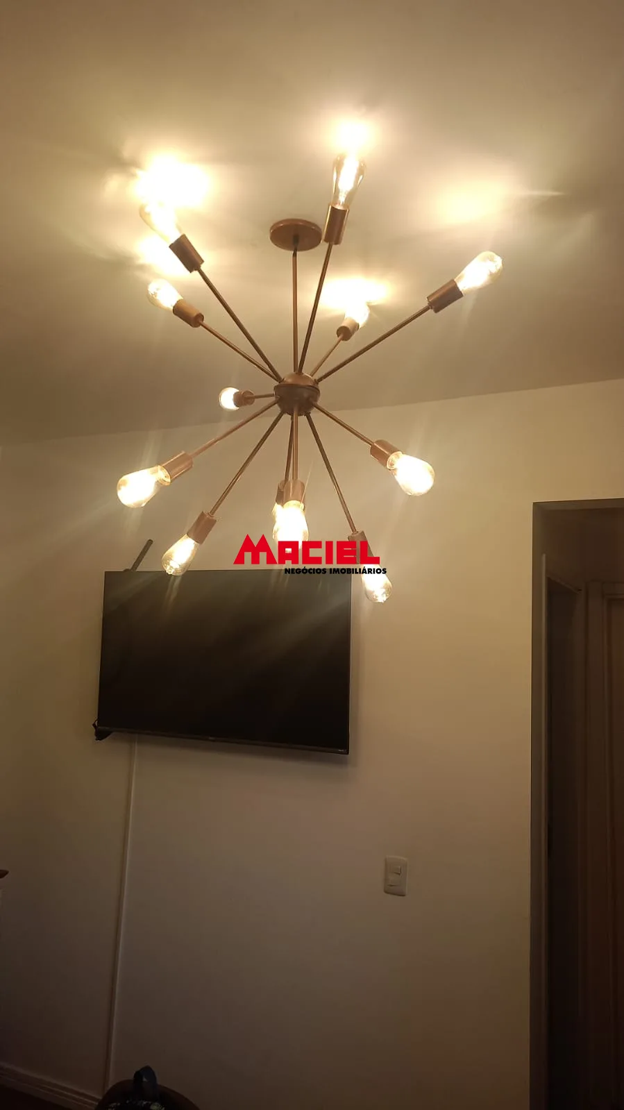 Alugar Apartamento / Padr&atilde;o em S&atilde;o Jos&eacute; dos Campos R$ 2.600,00 - Foto 7