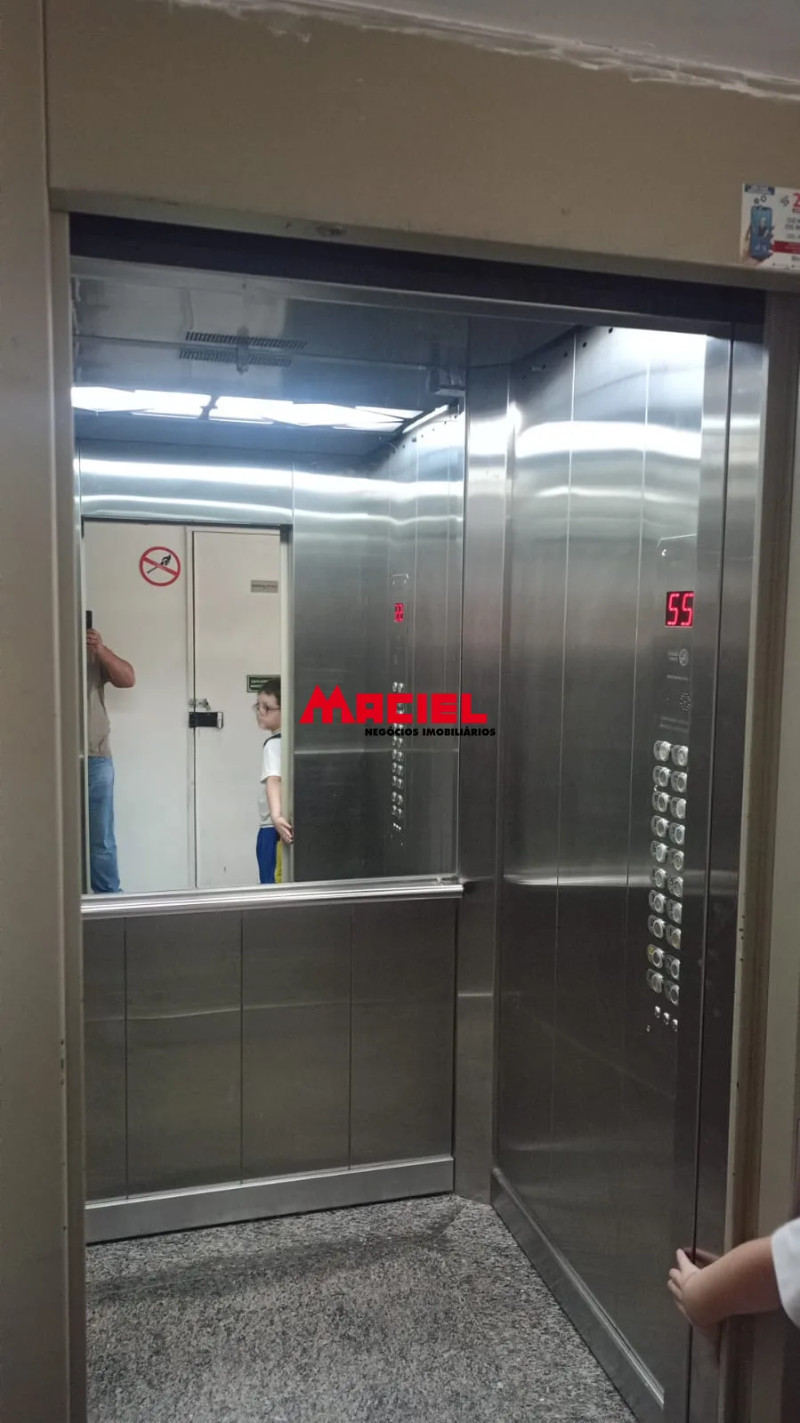 Alugar Apartamento / Padr&atilde;o em S&atilde;o Jos&eacute; dos Campos R$ 2.600,00 - Foto 8