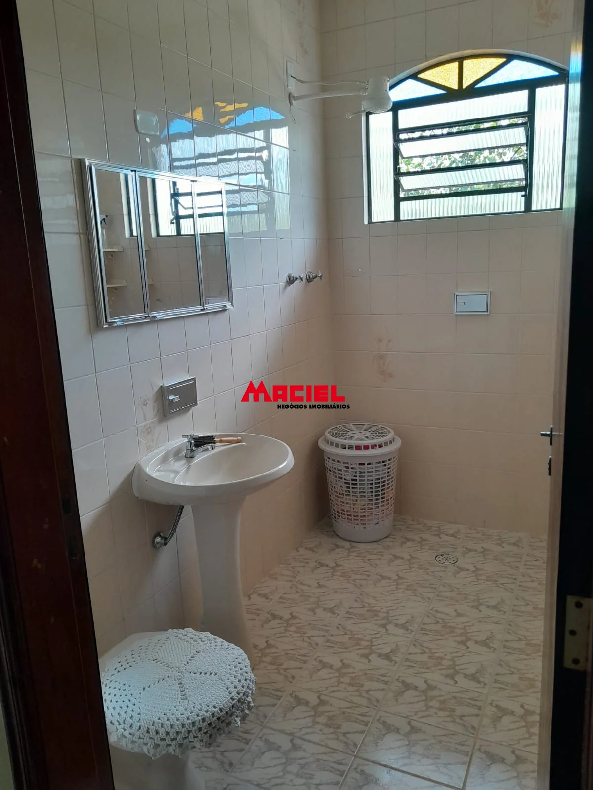 Comprar Casa / Sobrado em S&atilde;o Jos&eacute; dos Campos R$ 1.070.000,00 - Foto 6