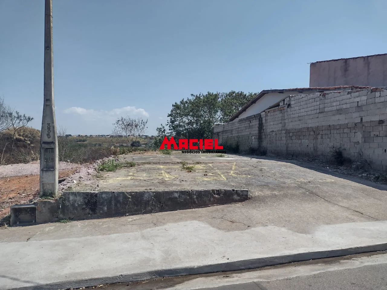 Comprar Terreno / Padr&atilde;o em S&atilde;o Jos&eacute; dos Campos R$ 350.000,00 - Foto 1