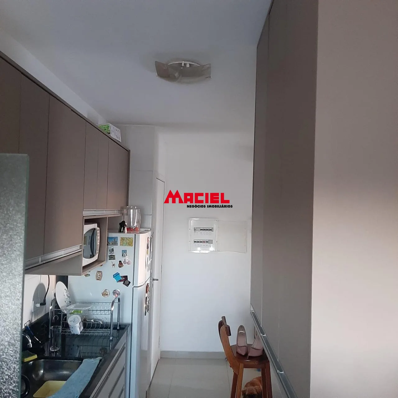 Alugar Apartamento / Padr&atilde;o em S&atilde;o Jos&eacute; dos Campos R$ 2.550,00 - Foto 4