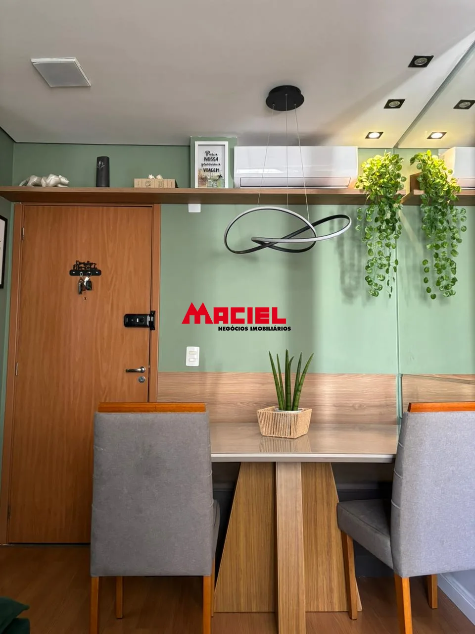 Comprar Apartamento / Padr&atilde;o em S&atilde;o Jos&eacute; dos Campos R$ 350.000,00 - Foto 2