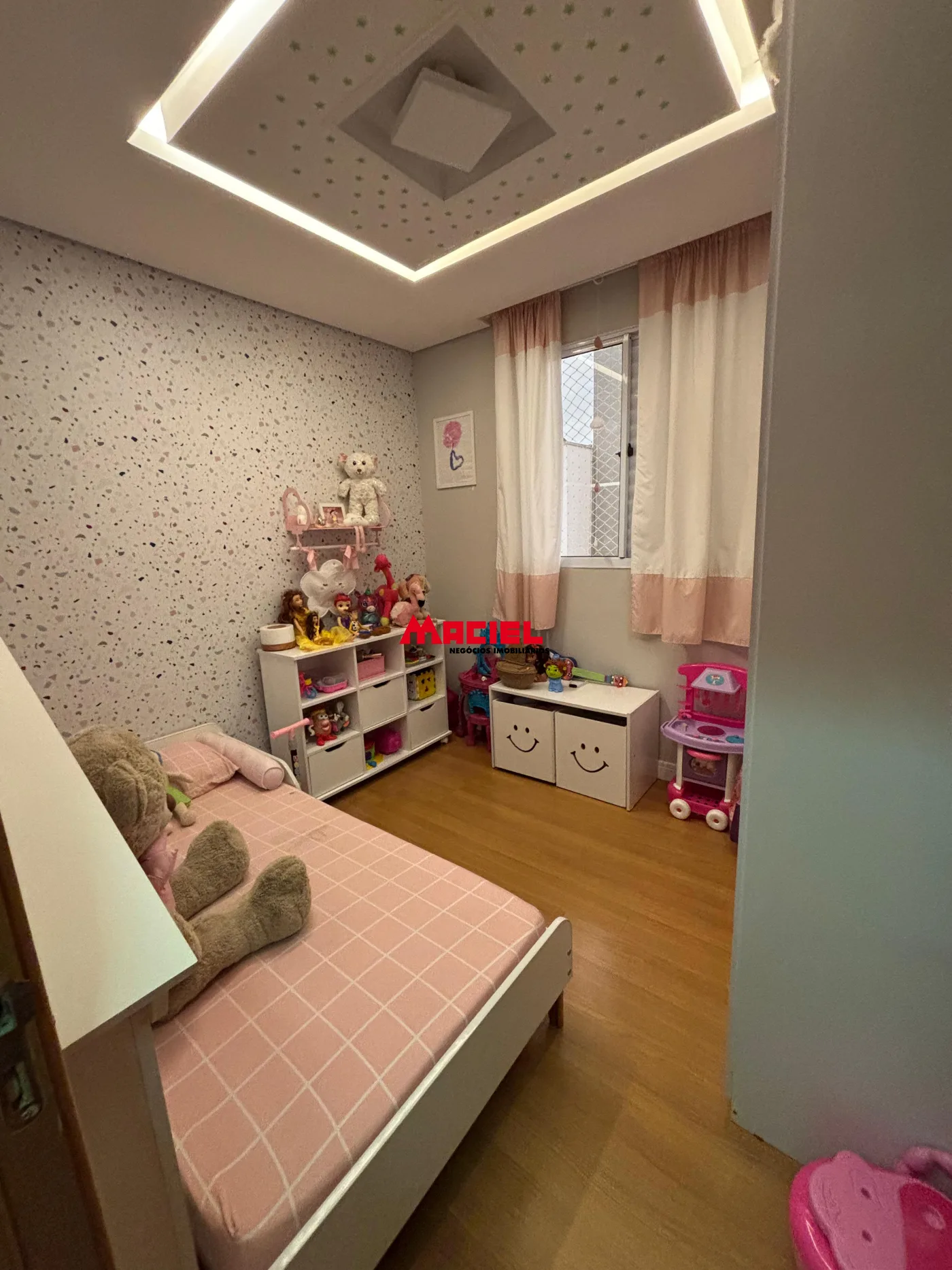 Comprar Apartamento / Padr&atilde;o em S&atilde;o Jos&eacute; dos Campos R$ 350.000,00 - Foto 5