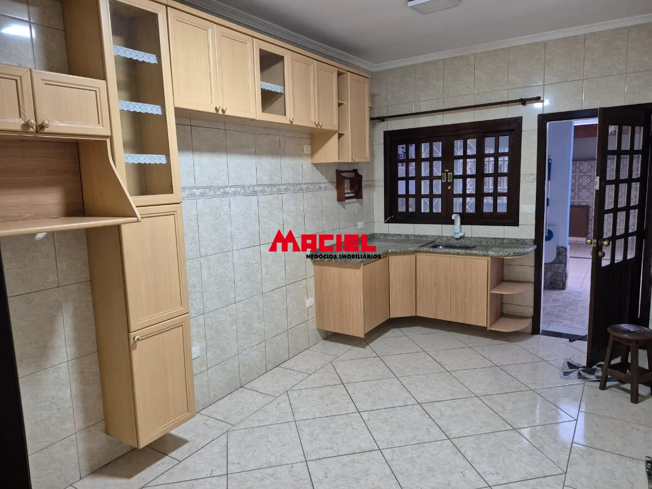 Comprar Casa / Sobrado em S&atilde;o Jos&eacute; dos Campos R$ 880.000,00 - Foto 2