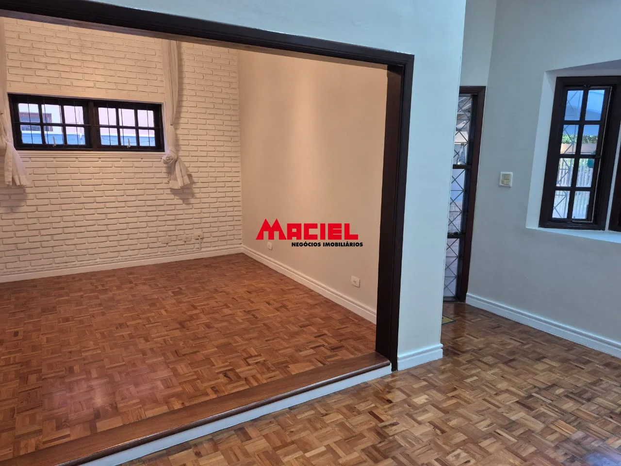 Comprar Casa / Sobrado em S&atilde;o Jos&eacute; dos Campos R$ 880.000,00 - Foto 4