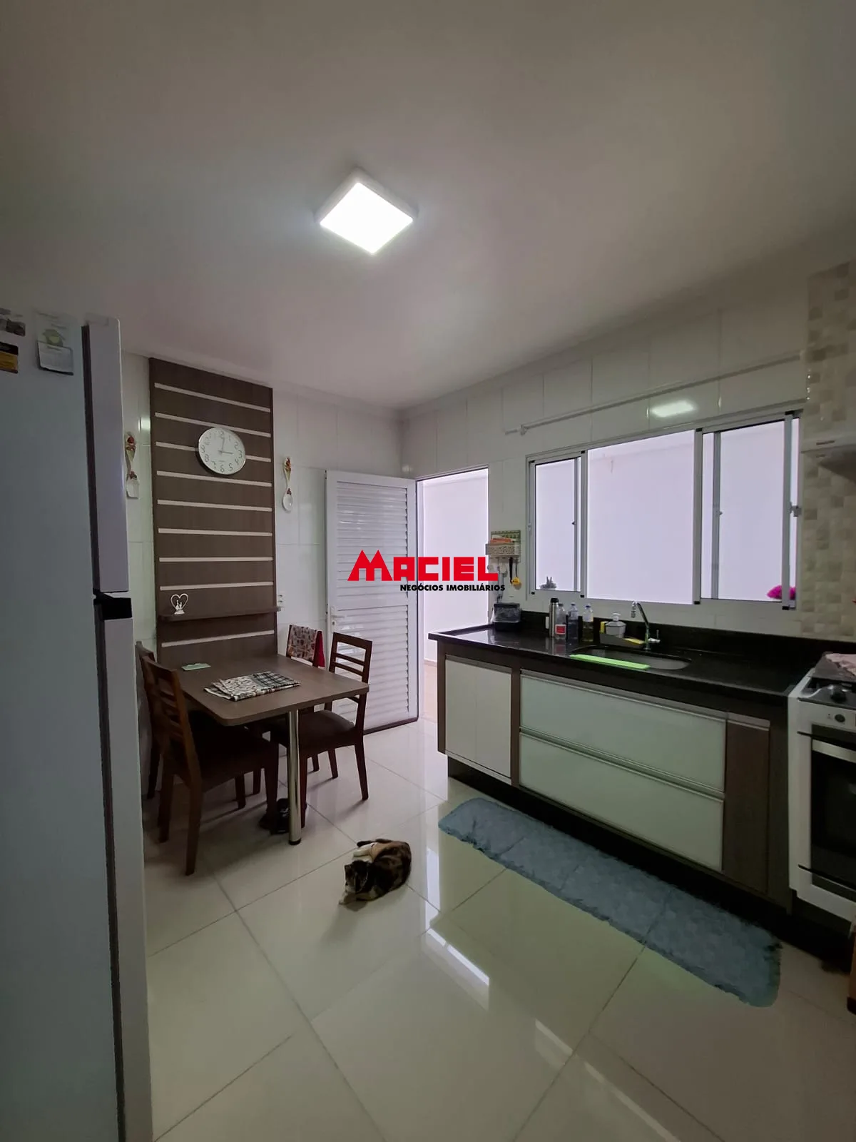 Comprar Casa / Padr&atilde;o em S&atilde;o Jos&eacute; dos Campos R$ 430.000,00 - Foto 5