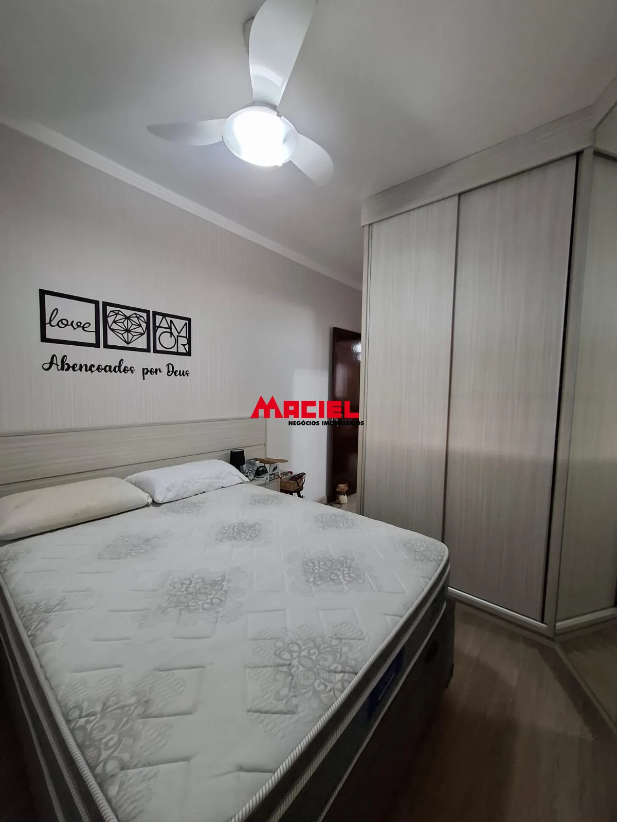 Comprar Casa / Padr&atilde;o em S&atilde;o Jos&eacute; dos Campos R$ 430.000,00 - Foto 10