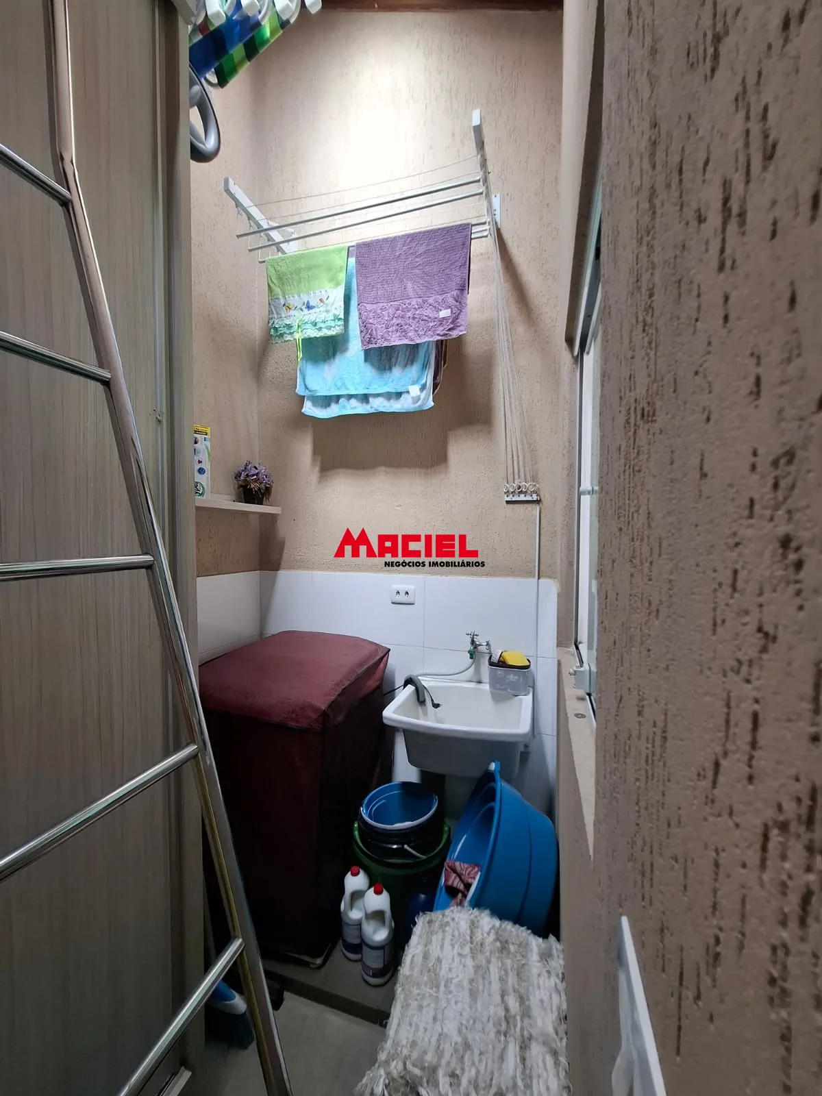 Comprar Casa / Padr&atilde;o em S&atilde;o Jos&eacute; dos Campos R$ 430.000,00 - Foto 21