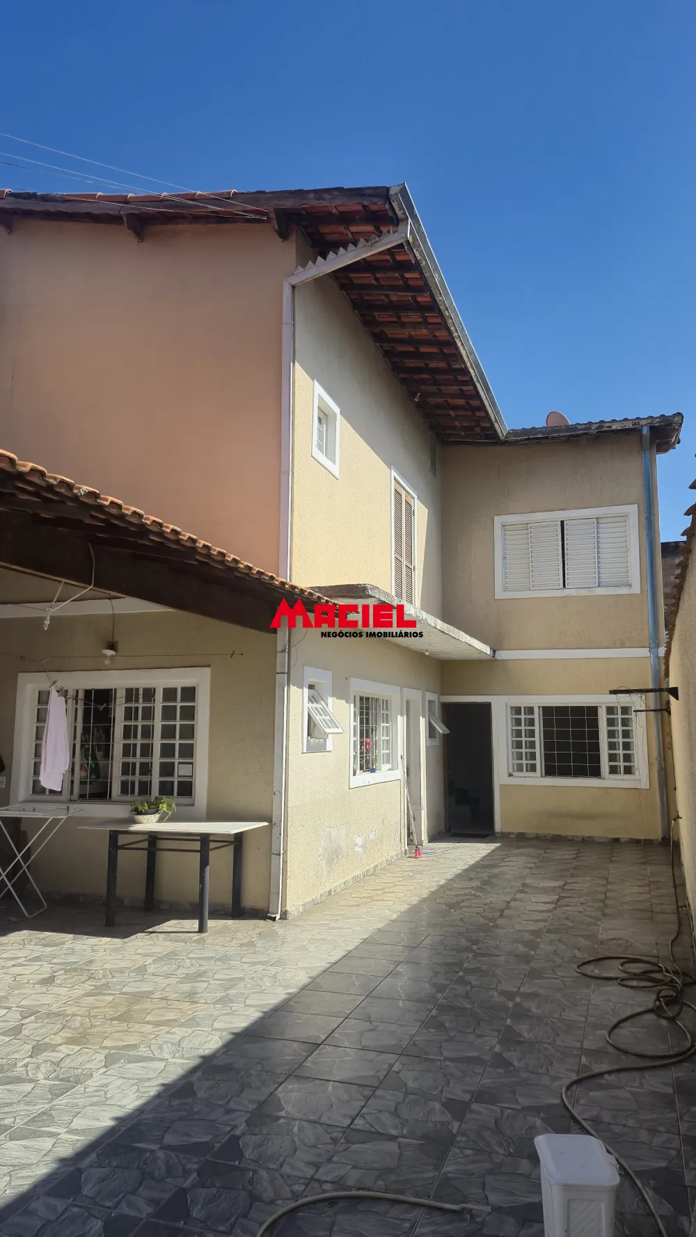 Comprar Casa / Sobrado em S&atilde;o Jos&eacute; dos Campos R$ 394.000,00 - Foto 2