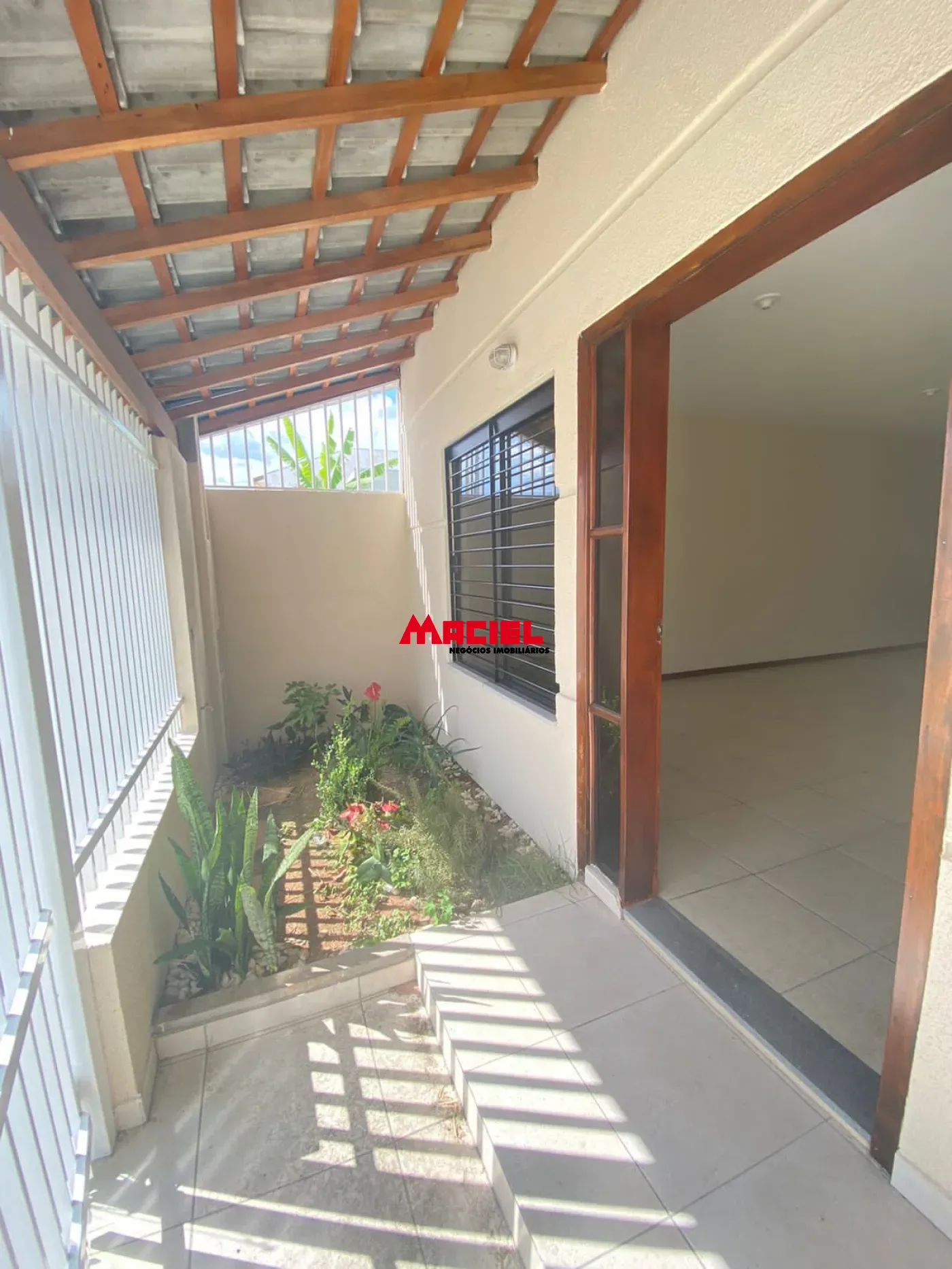 Comprar Casa / Padr&atilde;o em Jacare&iacute; R$ 450.000,00 - Foto 1