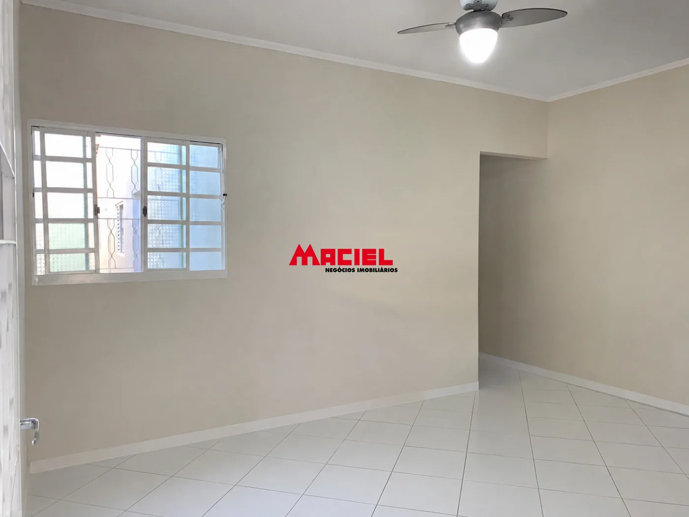 Alugar Casa / Padr&atilde;o em S&atilde;o Jos&eacute; dos Campos R$ 2.800,00 - Foto 10