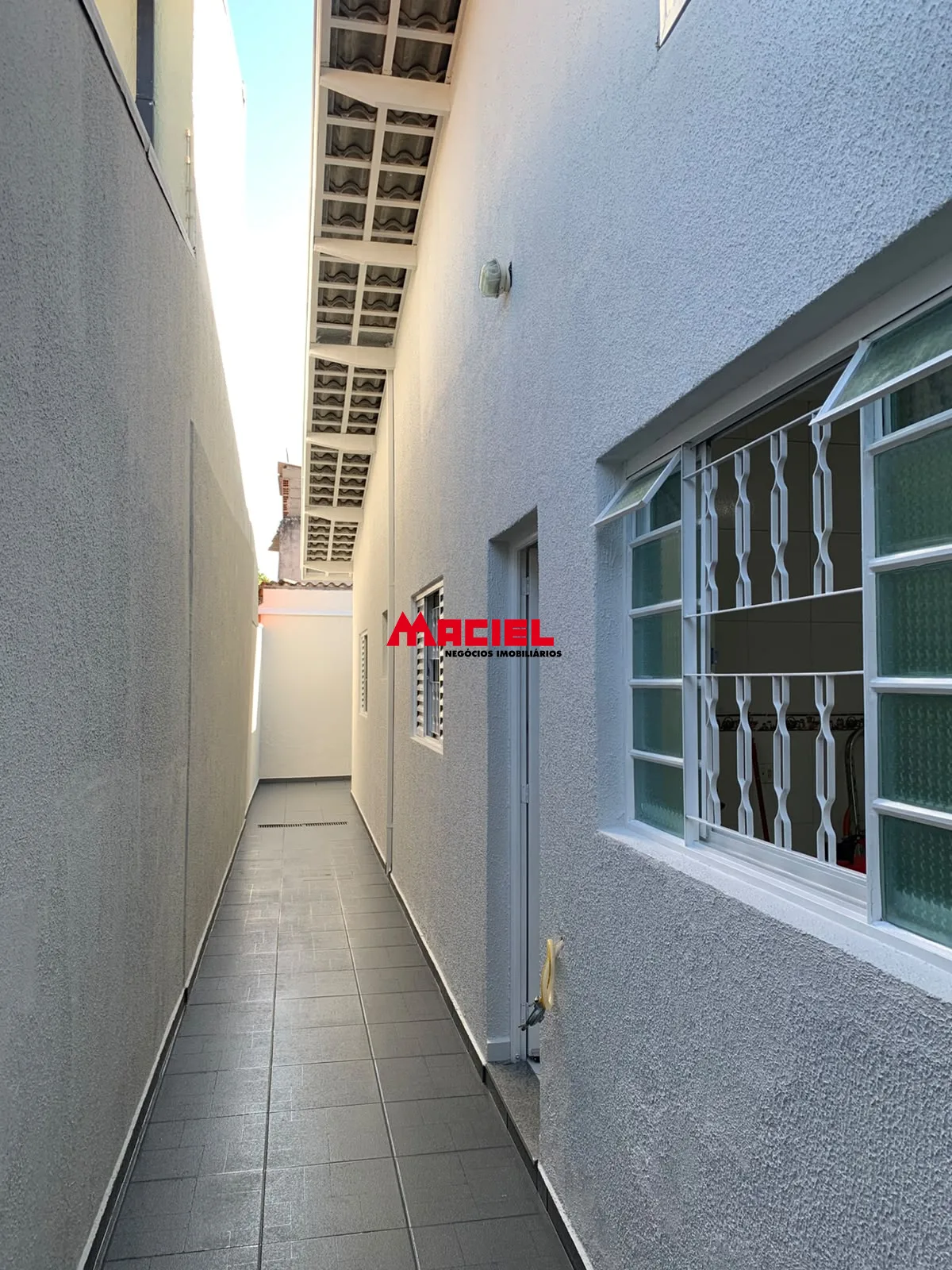 Alugar Casa / Padr&atilde;o em S&atilde;o Jos&eacute; dos Campos R$ 2.800,00 - Foto 20