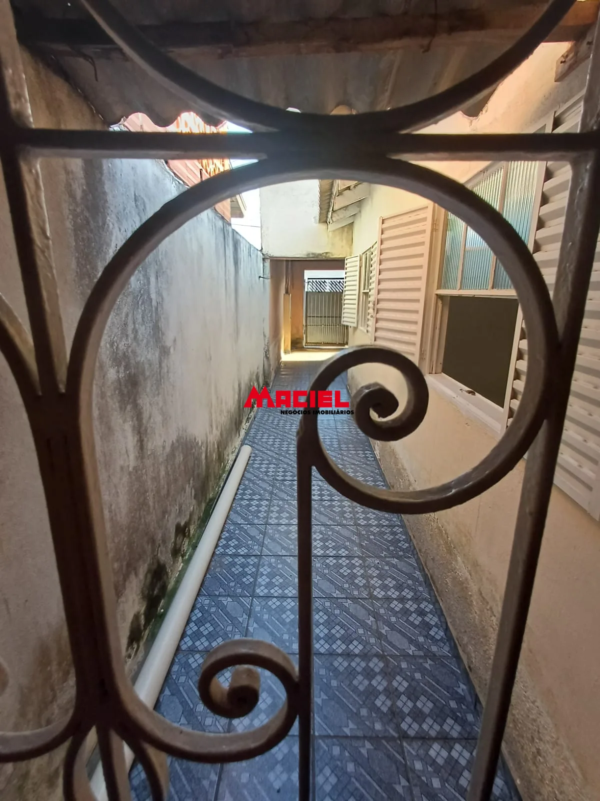 Alugar Casa / Padr&atilde;o em S&atilde;o Jos&eacute; dos Campos R$ 1.500,00 - Foto 9