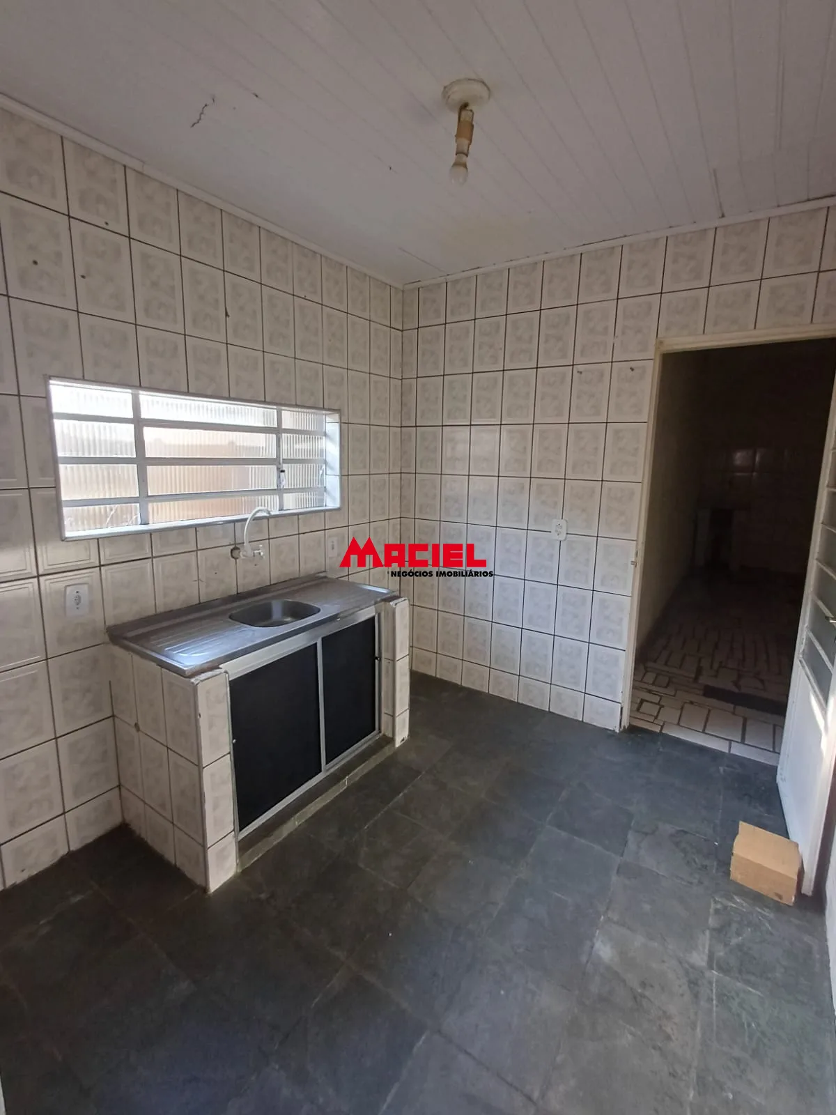 Alugar Casa / Padr&atilde;o em S&atilde;o Jos&eacute; dos Campos R$ 1.500,00 - Foto 10