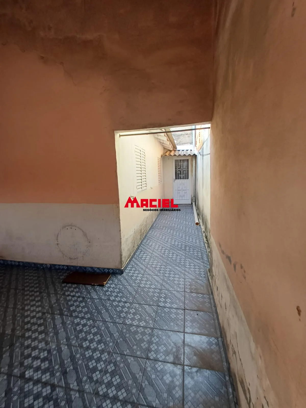Alugar Casa / Padr&atilde;o em S&atilde;o Jos&eacute; dos Campos R$ 1.500,00 - Foto 13