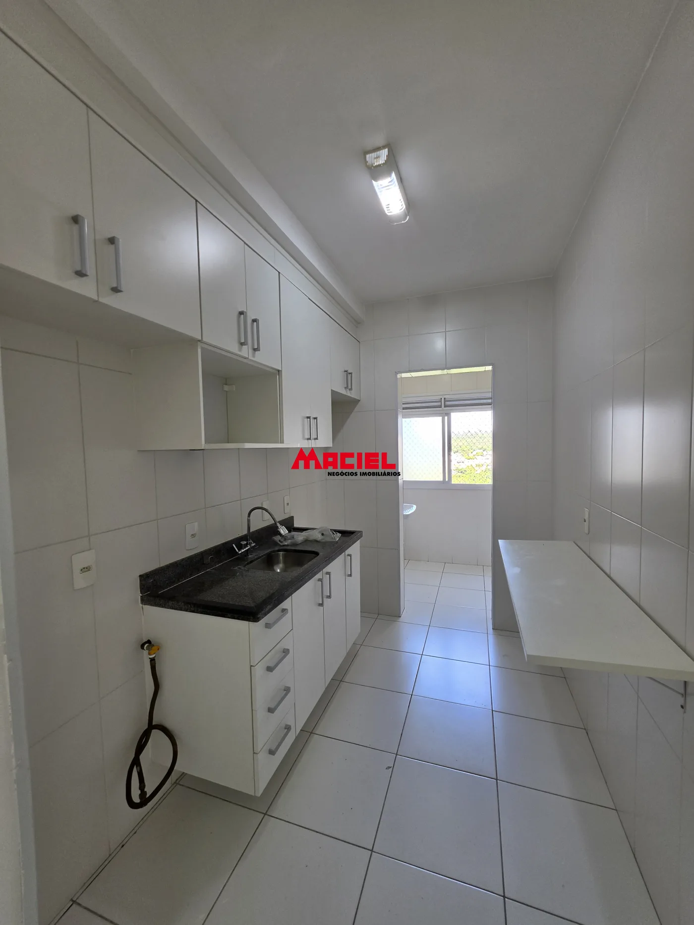 Alugar Apartamento / Padr&atilde;o em S&atilde;o Jos&eacute; dos Campos R$ 2.663,00 - Foto 1