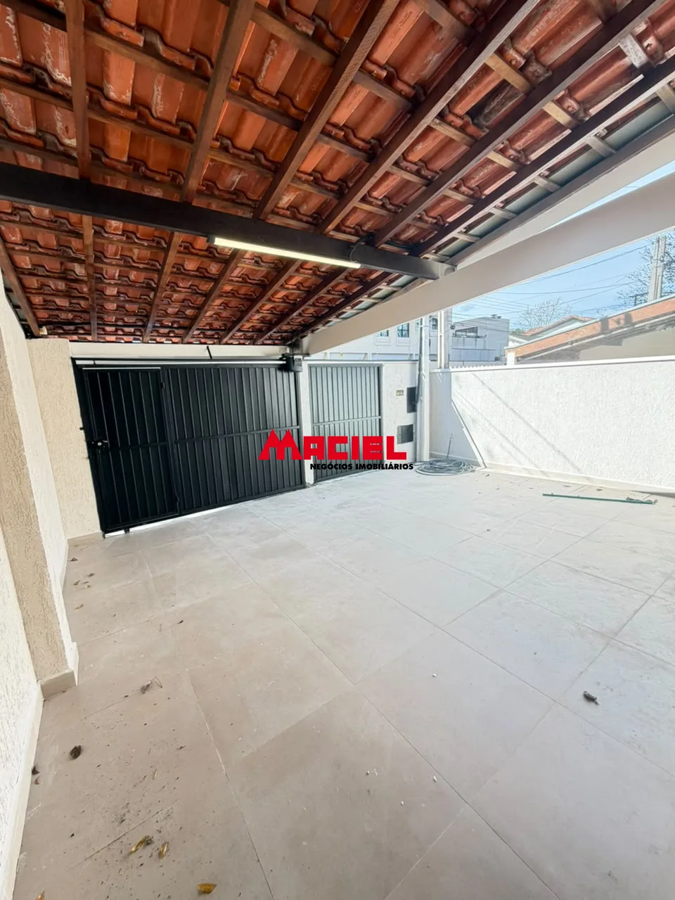 Comprar Casa / Padr&atilde;o em S&atilde;o Jos&eacute; dos Campos R$ 850.000,00 - Foto 3