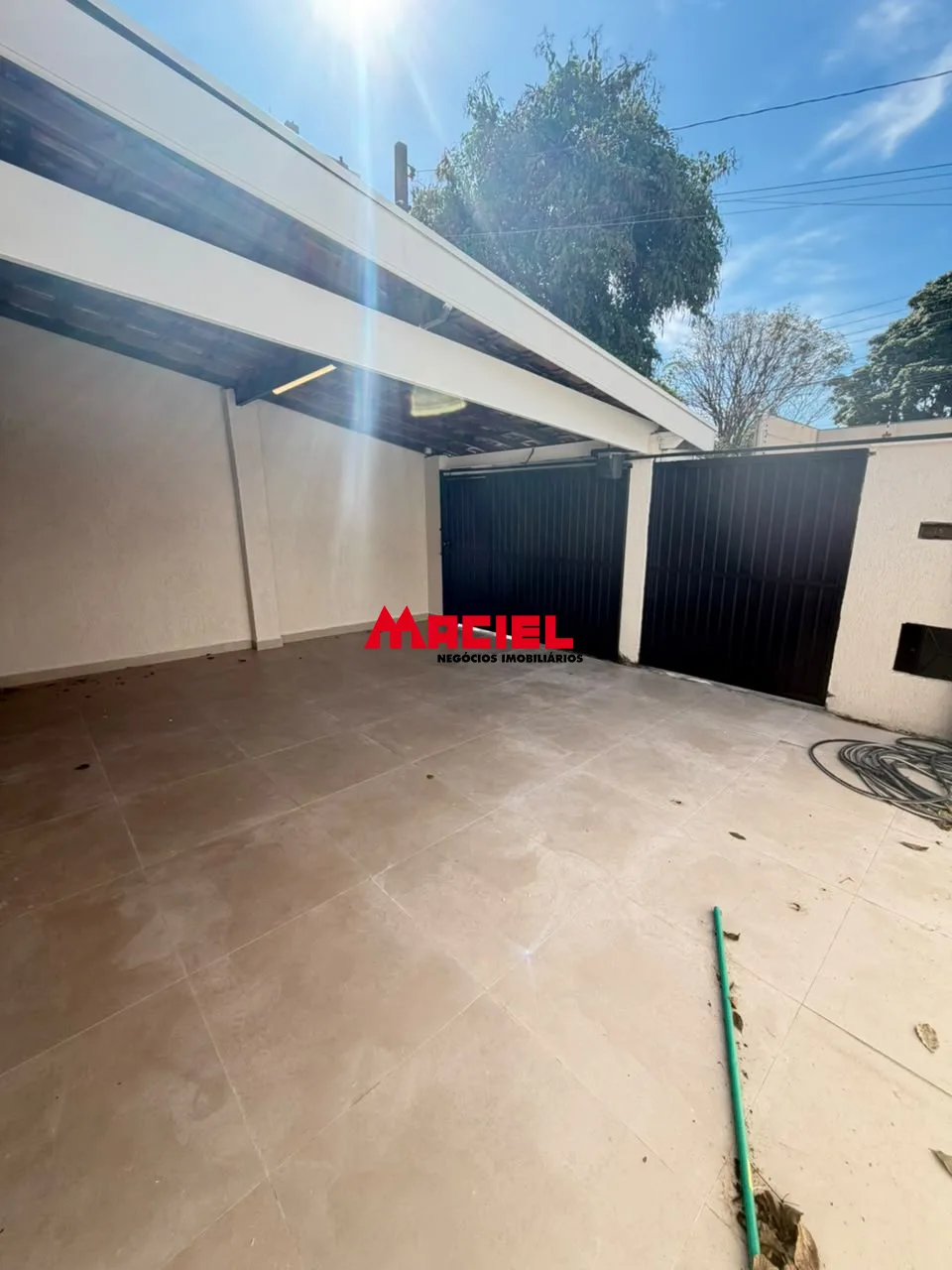 Comprar Casa / Padr&atilde;o em S&atilde;o Jos&eacute; dos Campos R$ 850.000,00 - Foto 4