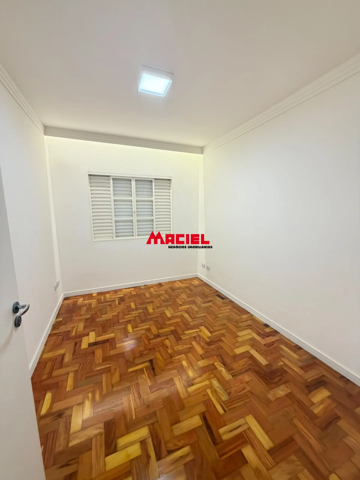 Comprar Casa / Padr&atilde;o em S&atilde;o Jos&eacute; dos Campos R$ 850.000,00 - Foto 16