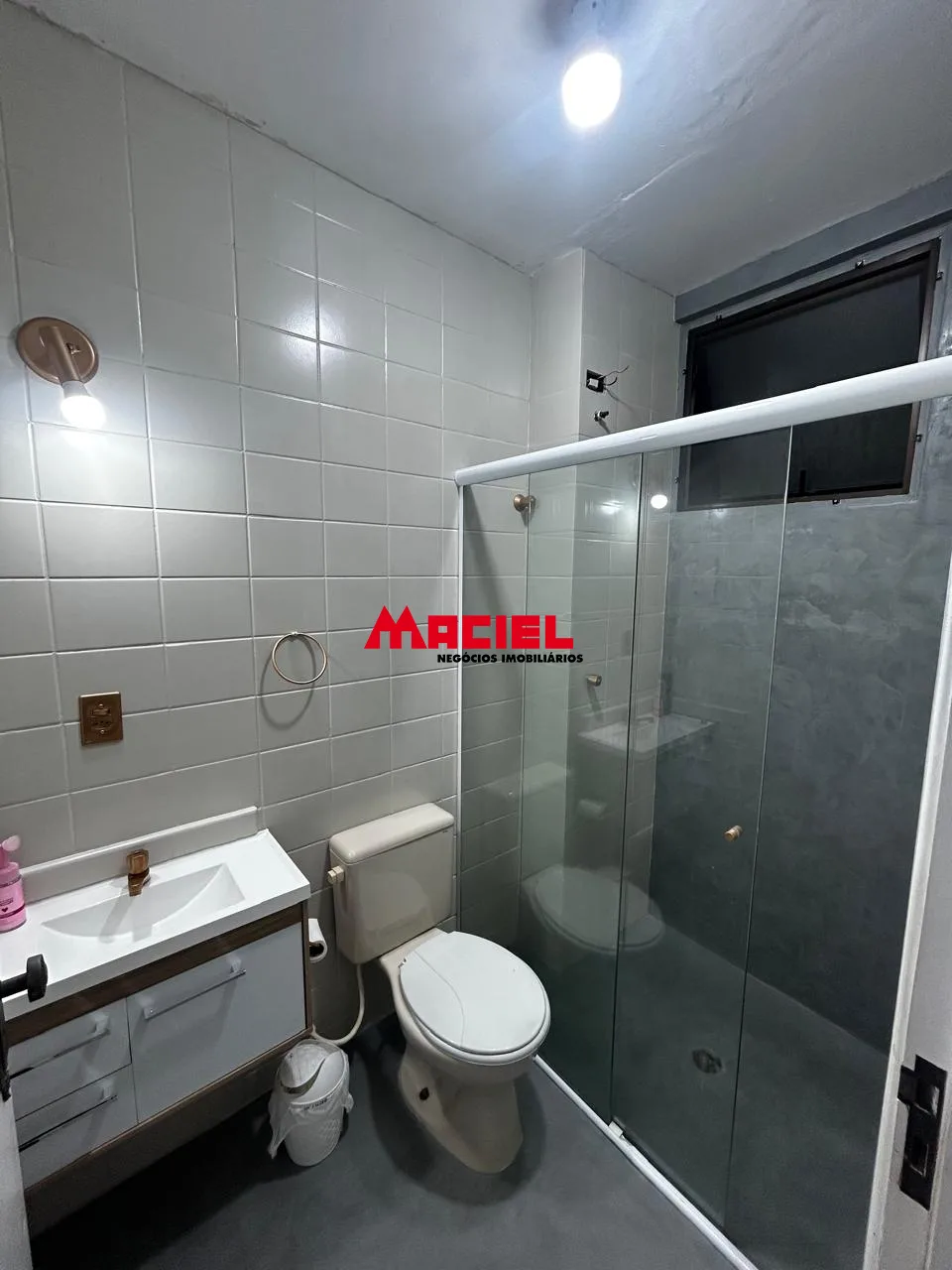 Comprar Apartamento / Padr&atilde;o em S&atilde;o Jos&eacute; dos Campos R$ 400.000,00 - Foto 2