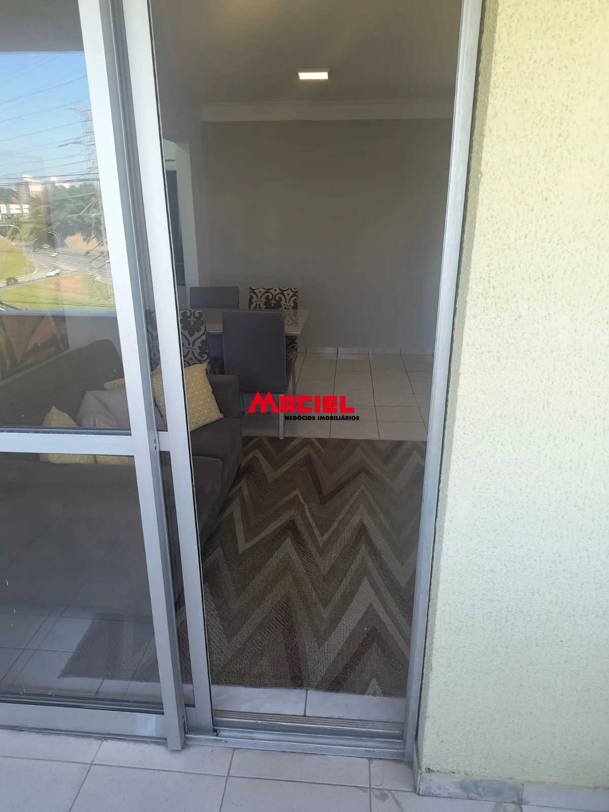 Alugar Apartamento / Padr&atilde;o em S&atilde;o Jos&eacute; dos Campos R$ 2.700,00 - Foto 3