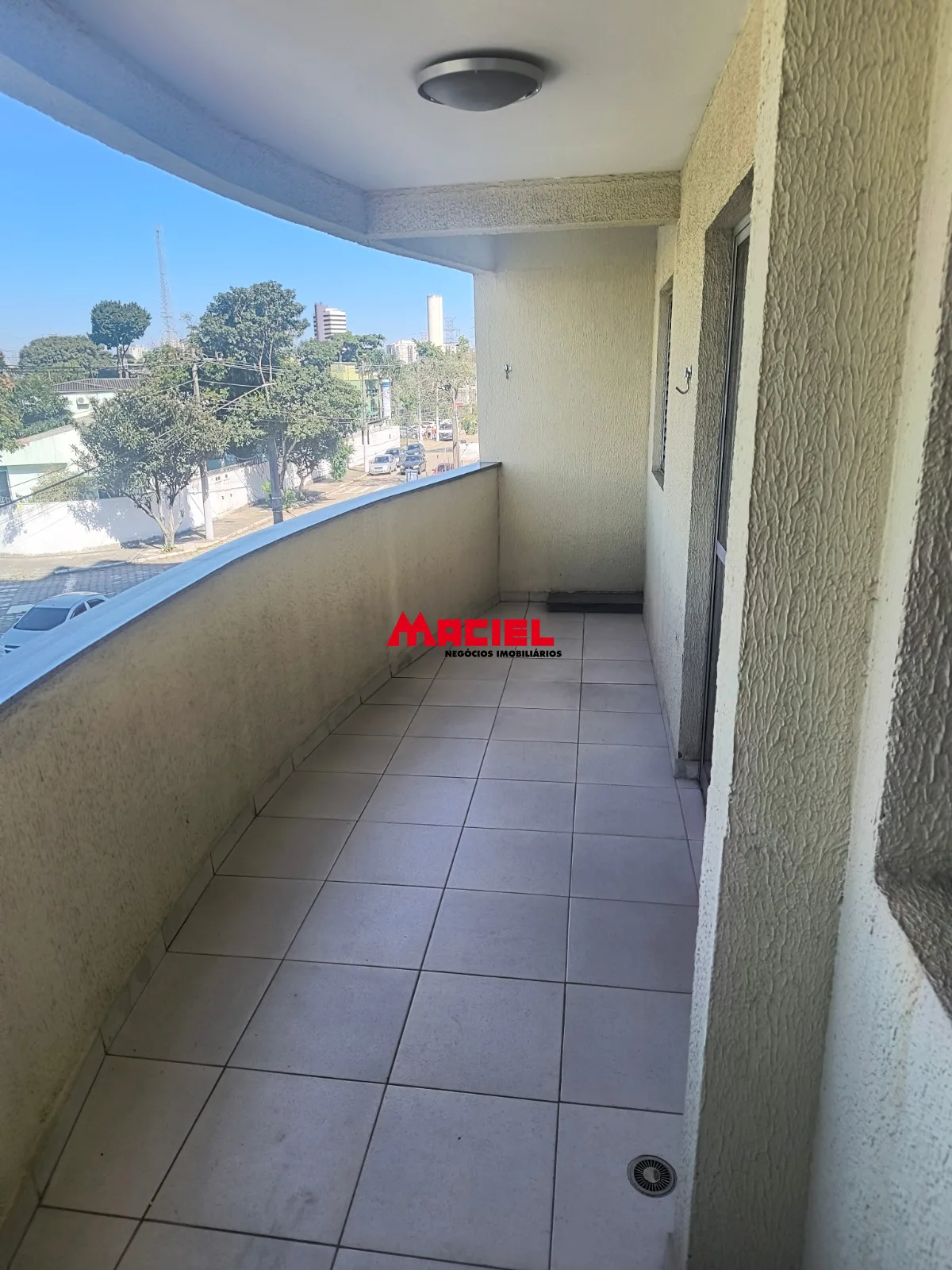 Alugar Apartamento / Padr&atilde;o em S&atilde;o Jos&eacute; dos Campos R$ 2.700,00 - Foto 4