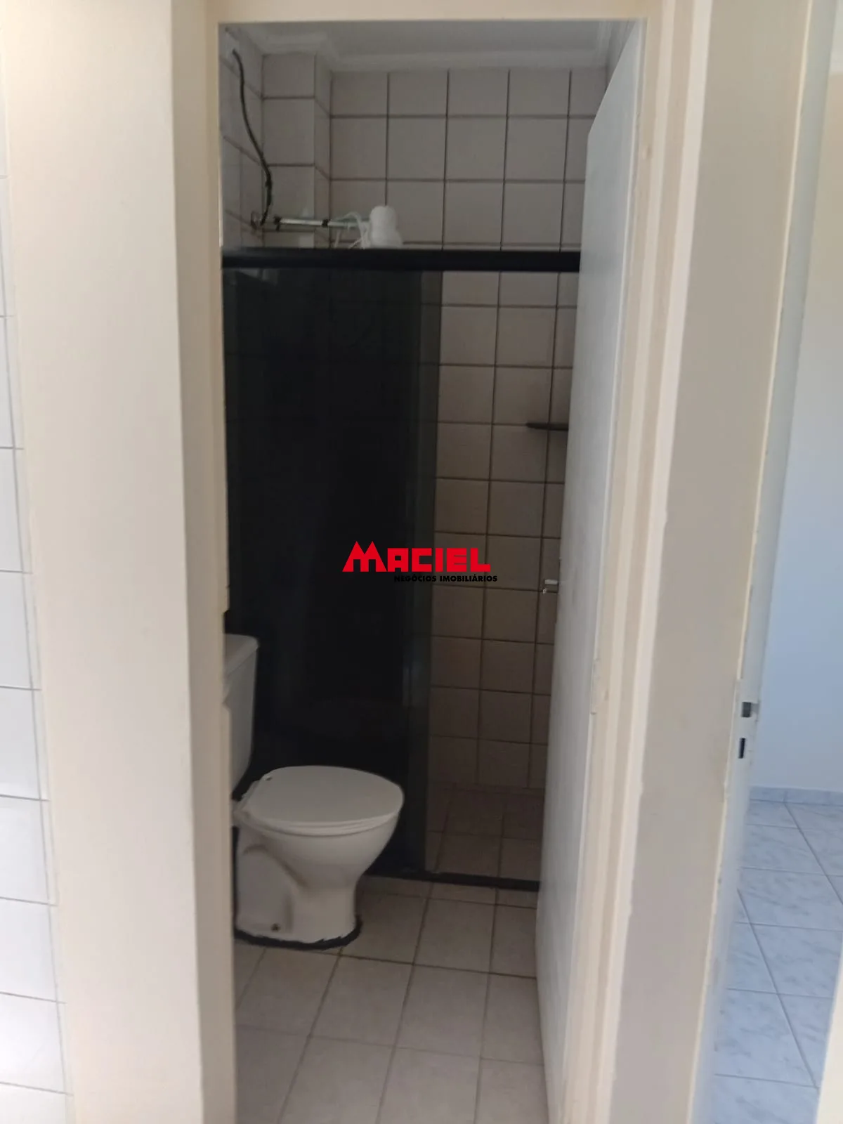 Alugar Apartamento / Padr&atilde;o em S&atilde;o Jos&eacute; dos Campos R$ 1.500,00 - Foto 3