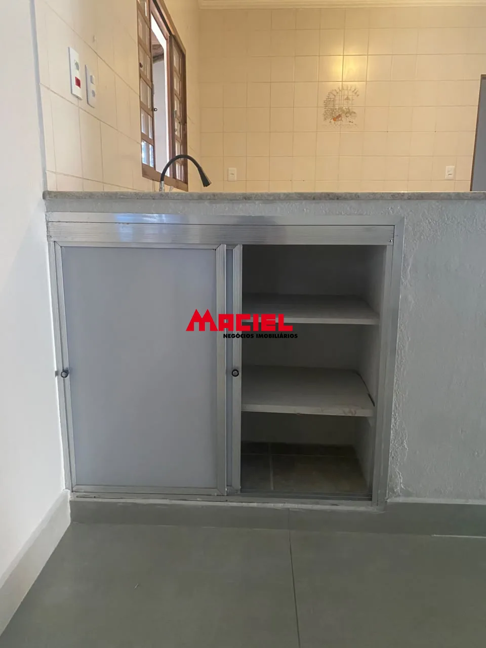 Alugar Casa / Padr&atilde;o em S&atilde;o Jos&eacute; dos Campos R$ 2.100,00 - Foto 5