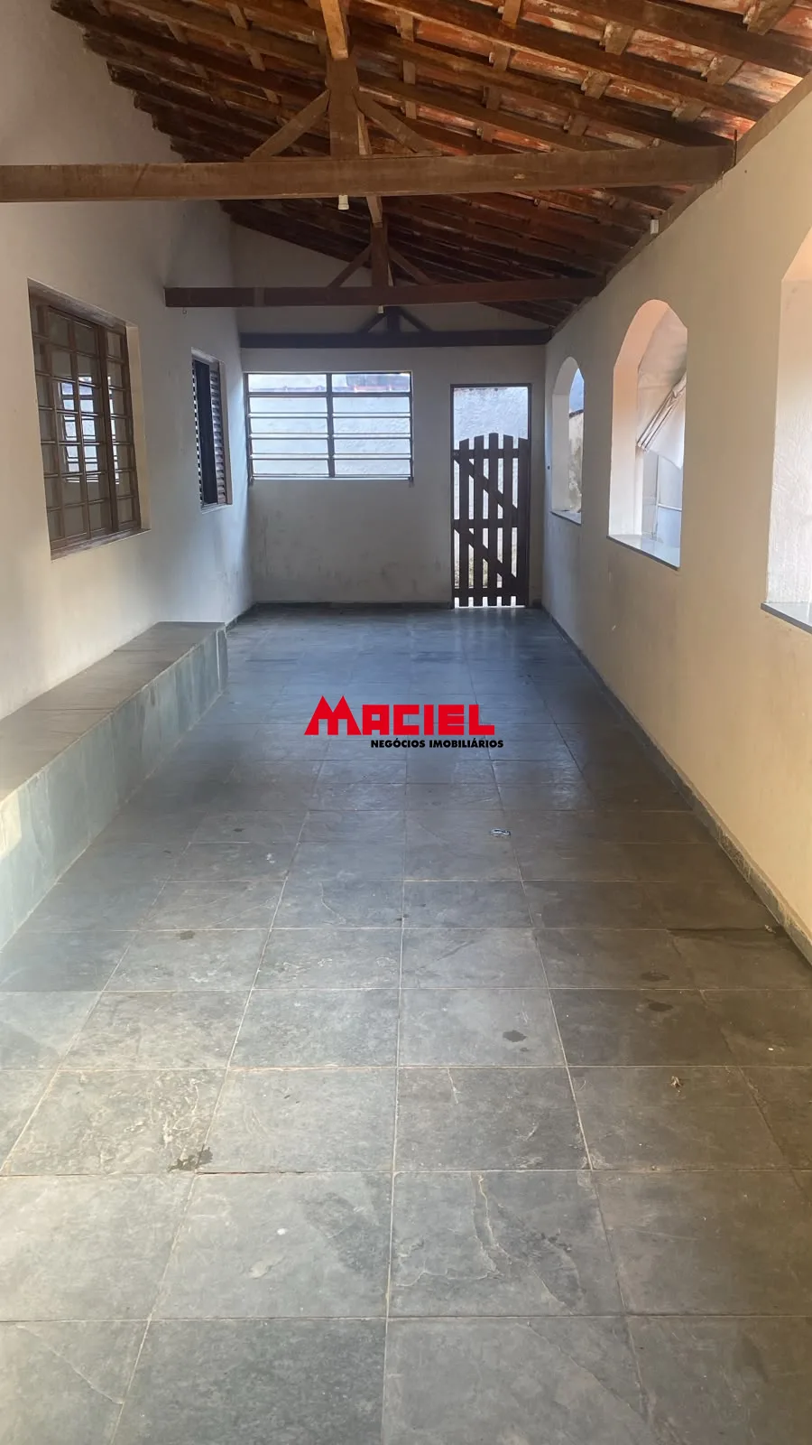 Alugar Casa / Padr&atilde;o em S&atilde;o Jos&eacute; dos Campos R$ 2.100,00 - Foto 14