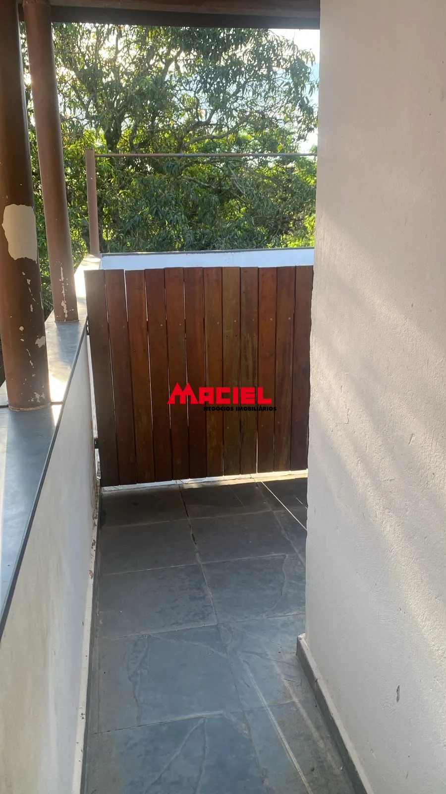 Alugar Casa / Padr&atilde;o em S&atilde;o Jos&eacute; dos Campos R$ 2.100,00 - Foto 16